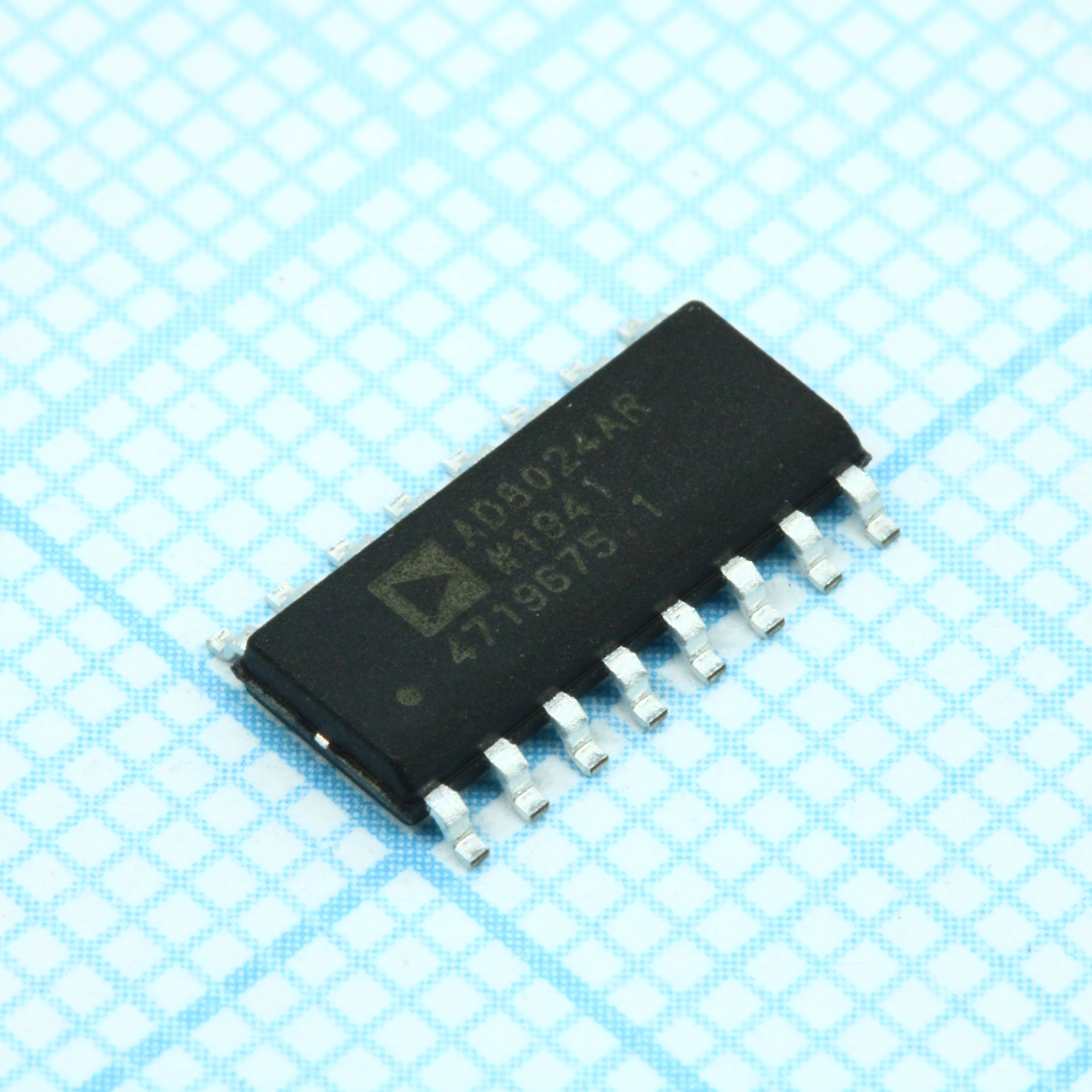 Фото AD8024ARZ Analog Devices, Inc. — AD8024ARZ — Операционные усилители — Analog Devices, Inc.