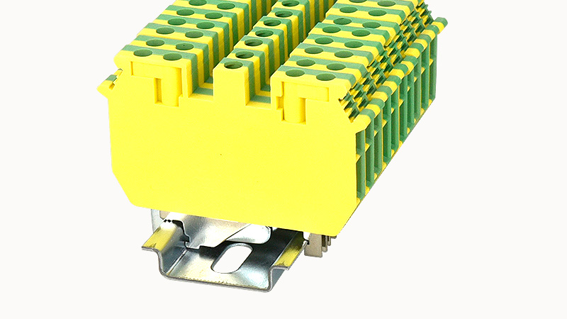 Фото PCDK4-PE-01P-1Y-00Z(H) Degson — Заземляющая клемма PCDK4-PE-01P-1Y-00Z(H)