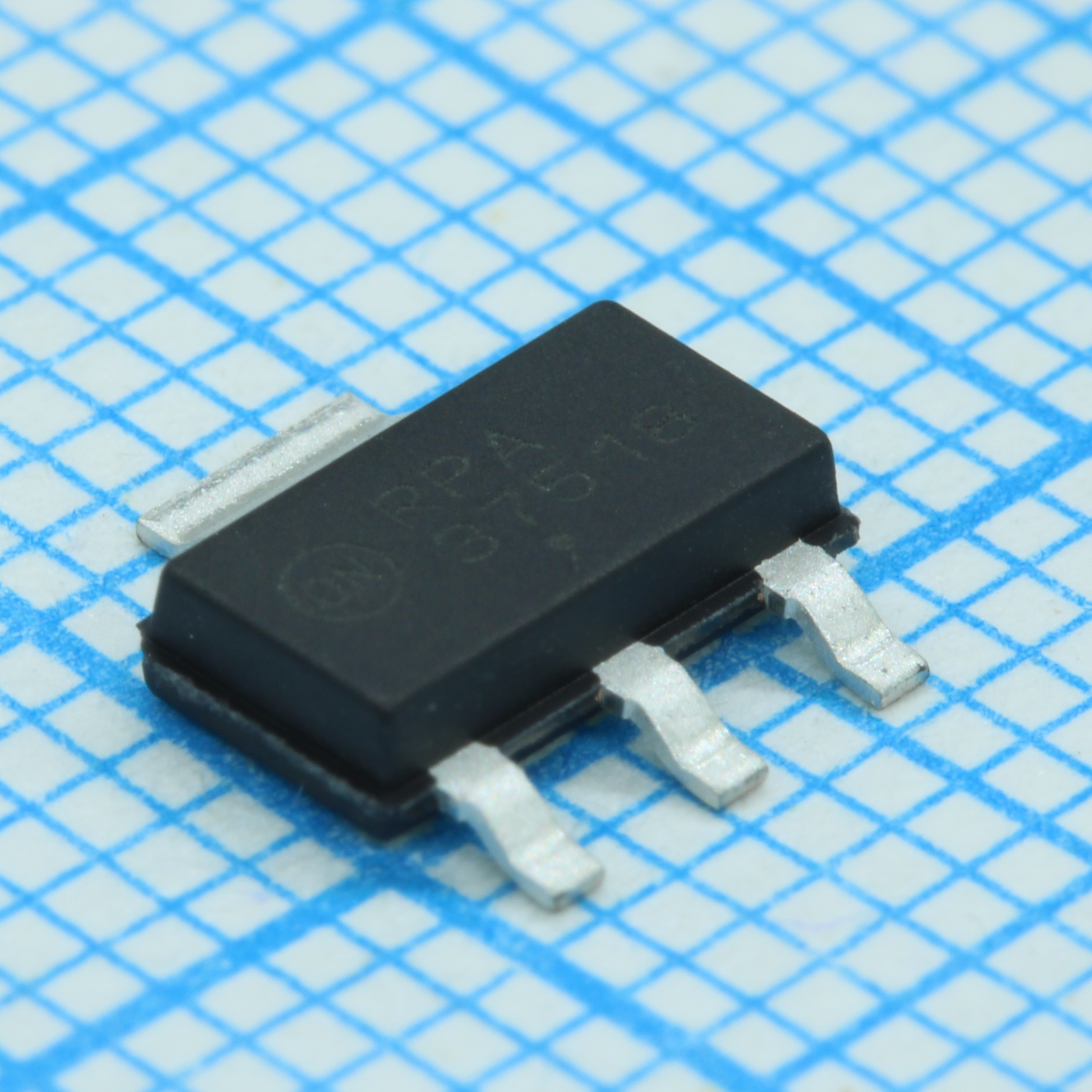 Фото BSP88H6327XTSA1 Infineon Technologies — BSP88H6327XTSA1 — Одиночные MOSFET транзисторы — Infineon Technologies