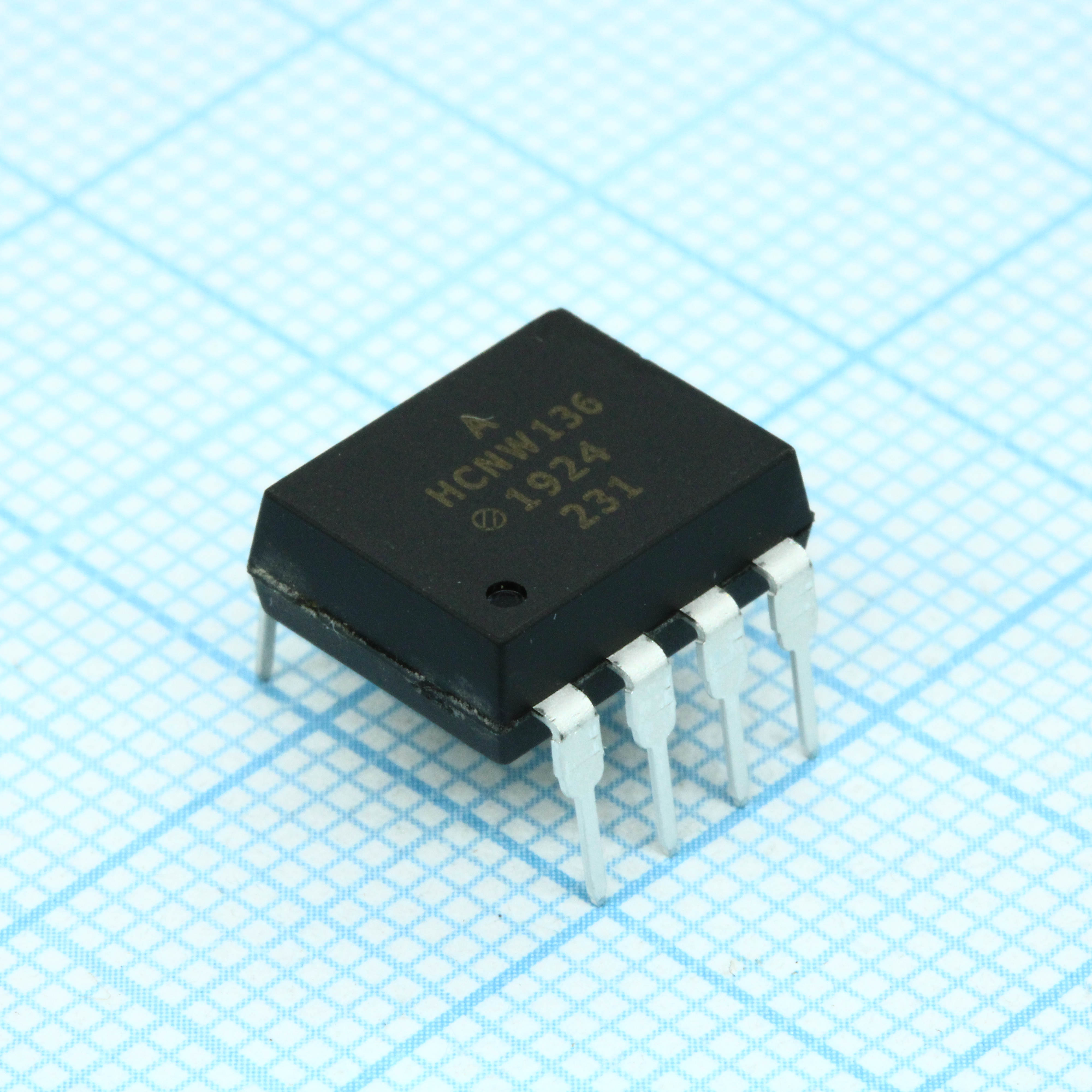 Фото HCNW136-000E Broadcom — HCNW136-000E — Транзисторные оптопары — Broadcom