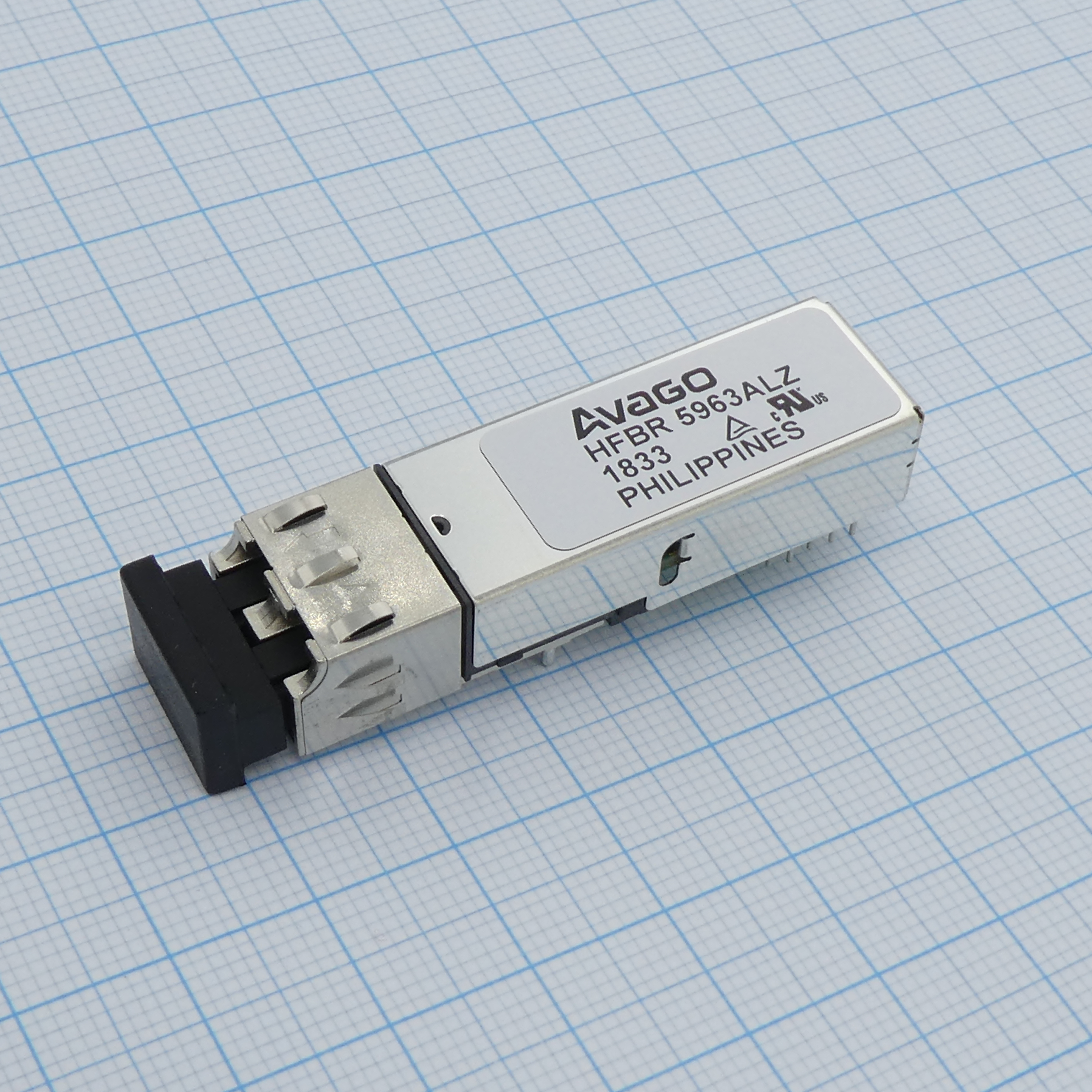 Фото HFBR-5963ALZ Broadcom — HFBR-5963ALZ — Оптоволоконные приемопередатчики — Broadcom