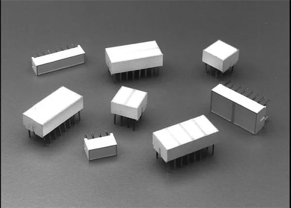 Фото HLMP-2785-EF000 Broadcom — HLMP-2785-EF000 — Мнемонические и шкальные индикаторы — Broadcom