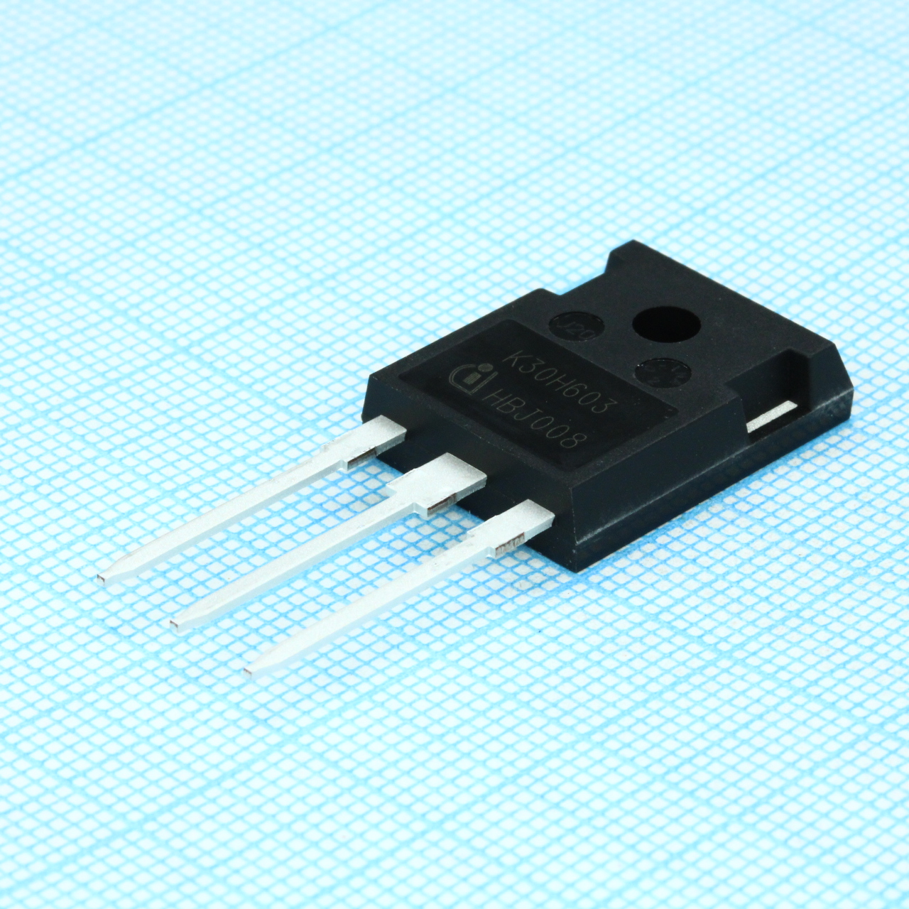 Фото IKW30N60H3FKSA1 Infineon Technologies — IKW30N60H3FKSA1 — Одиночные IGBT транзисторы — Infineon Technologies