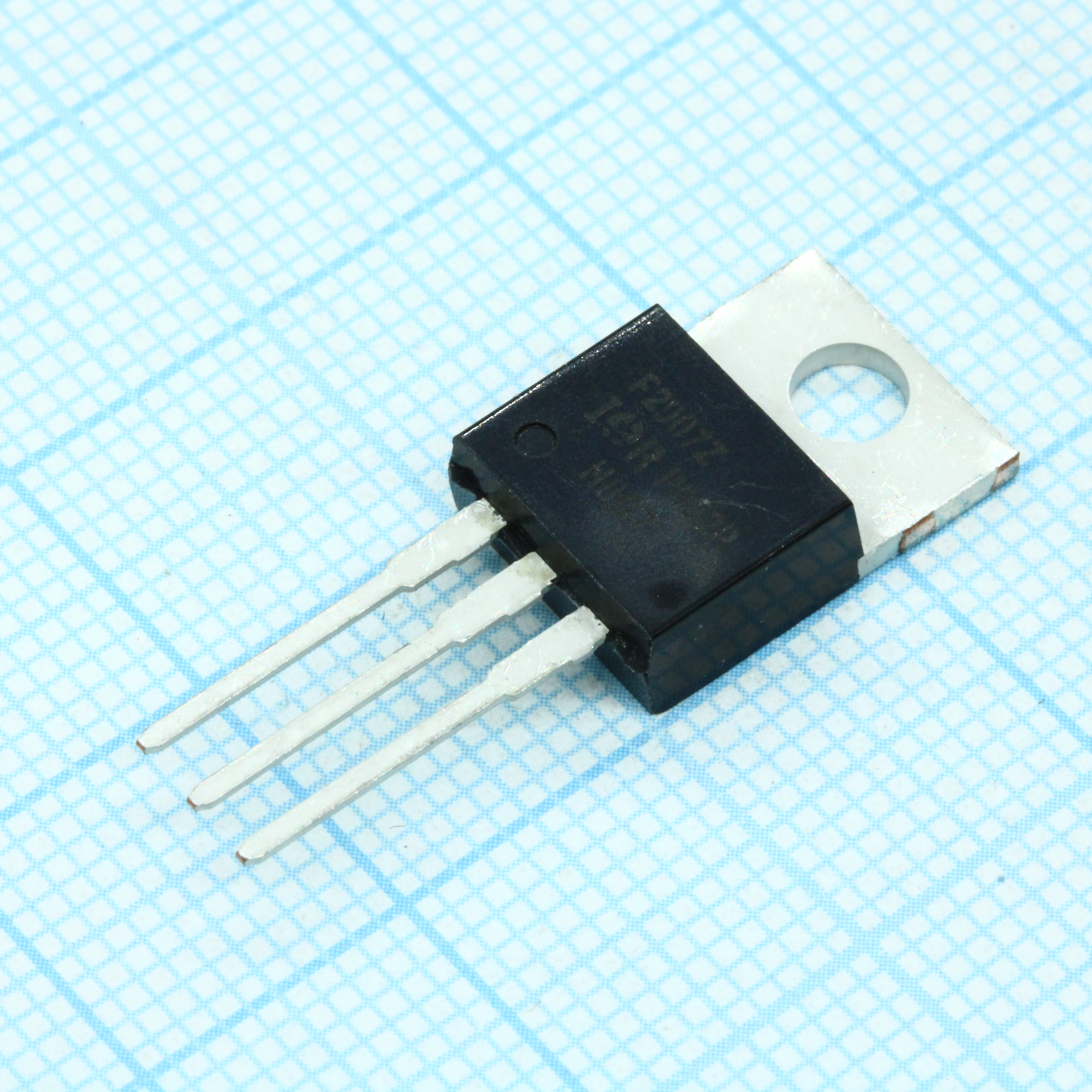 Фото IRF2907ZPBF Infineon Technologies — IRF2907ZPBF — Одиночные MOSFET транзисторы — Infineon Technologies
