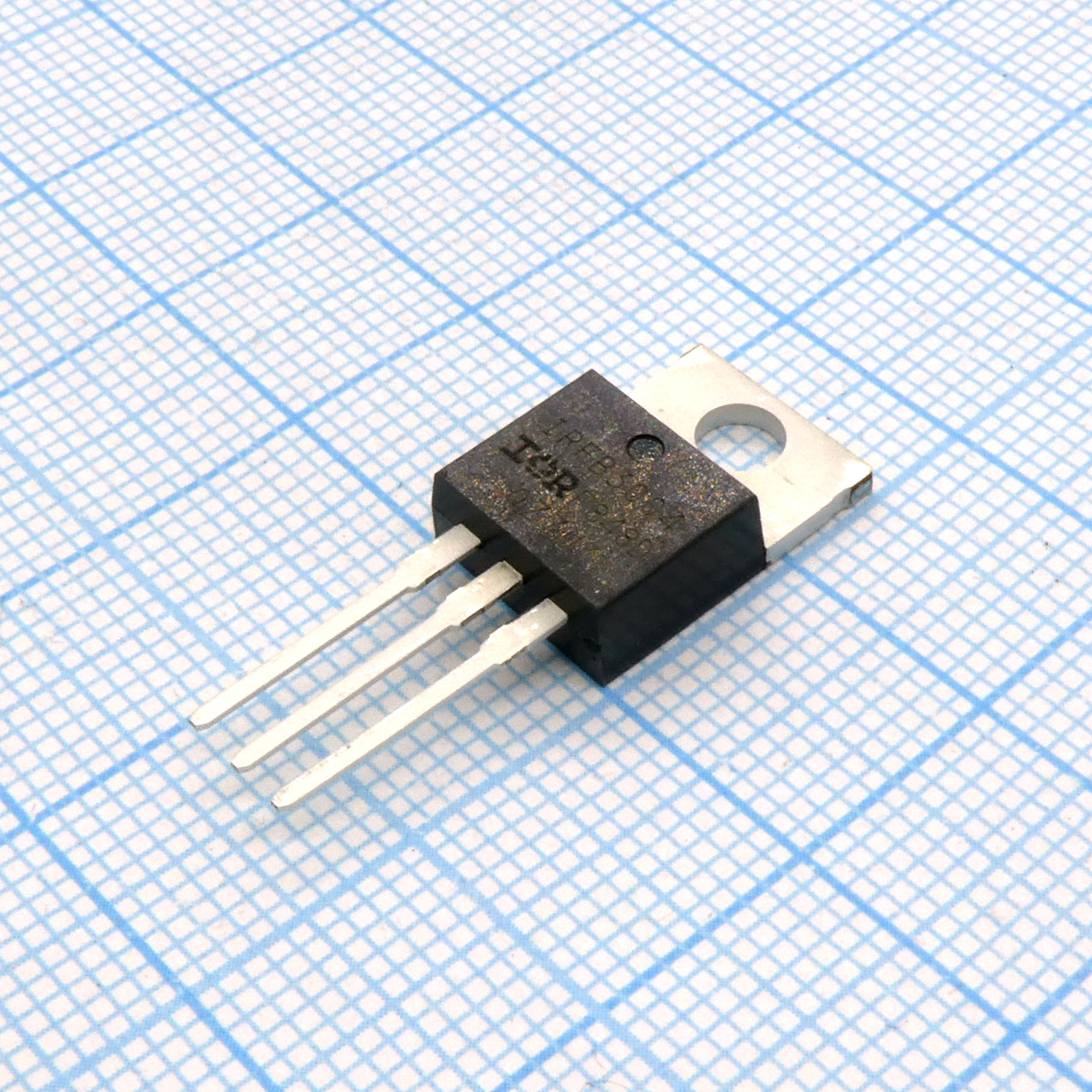 Фото IRFB3004PBF Infineon Technologies — IRFB3004PBF — Одиночные MOSFET транзисторы — Infineon Technologies