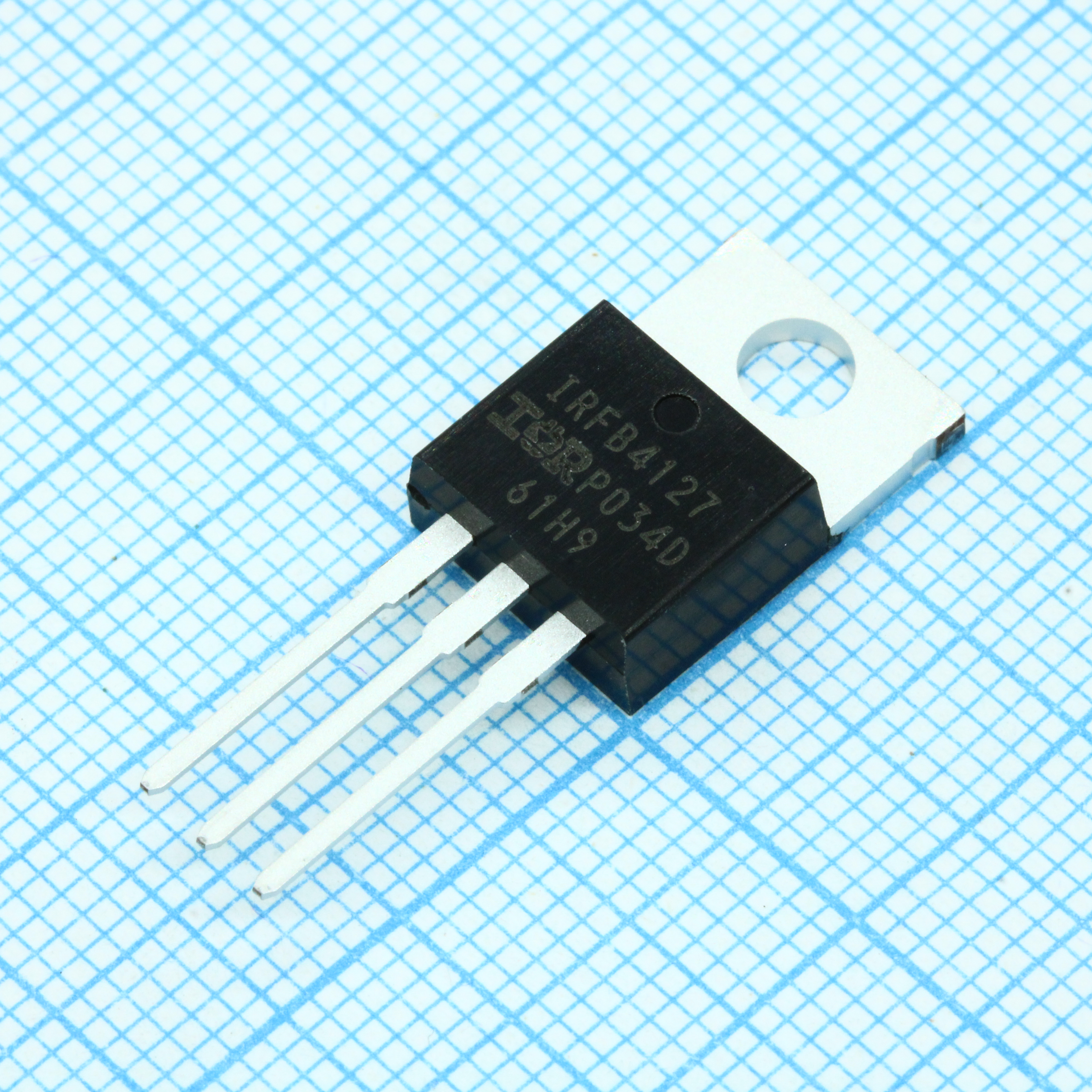 Фото IRFB4127PBF Infineon Technologies — IRFB4127PBF — Одиночные MOSFET транзисторы — Infineon Technologies