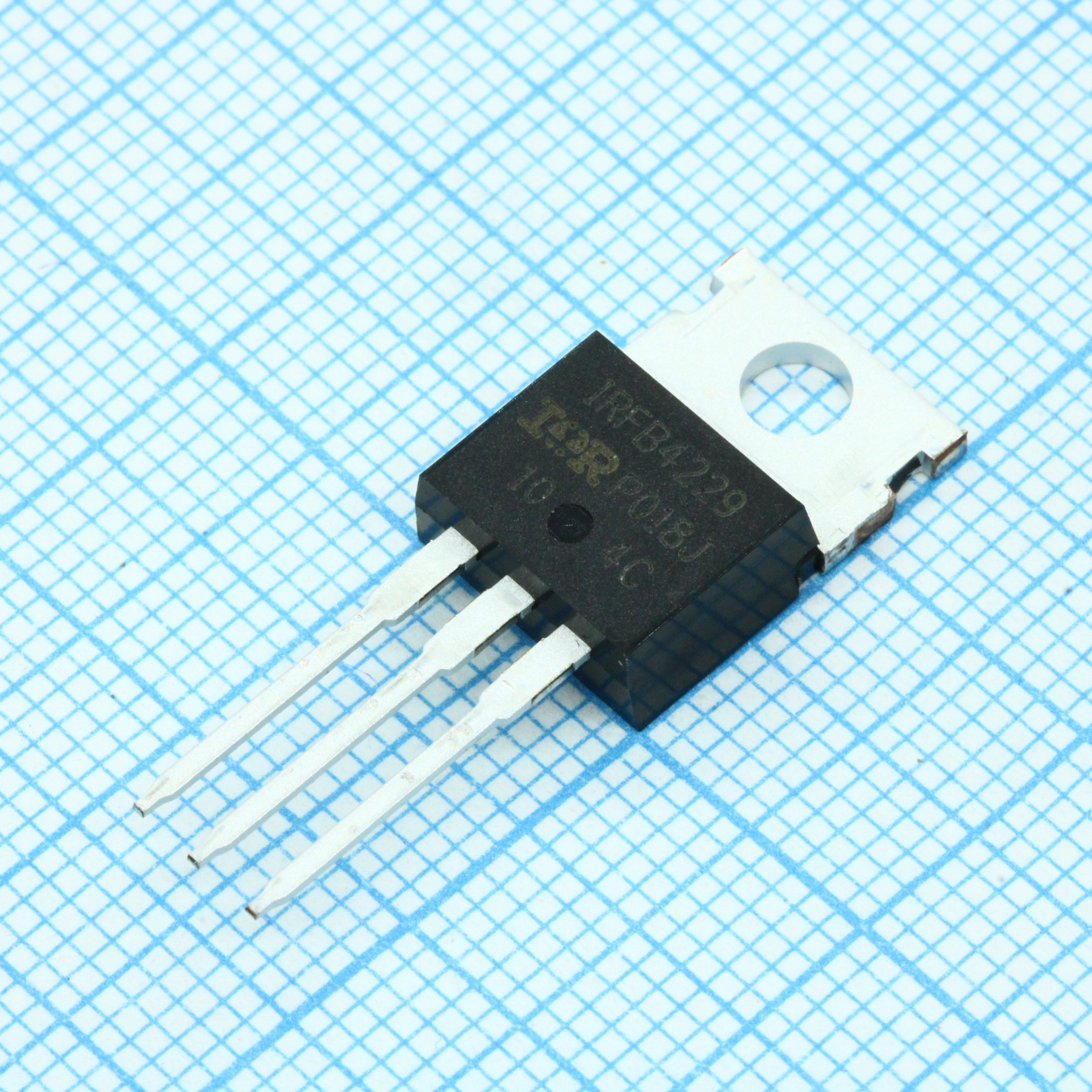 Фото IRFB4229PBF Infineon Technologies — IRFB4229PBF — Одиночные MOSFET транзисторы — Infineon Technologies
