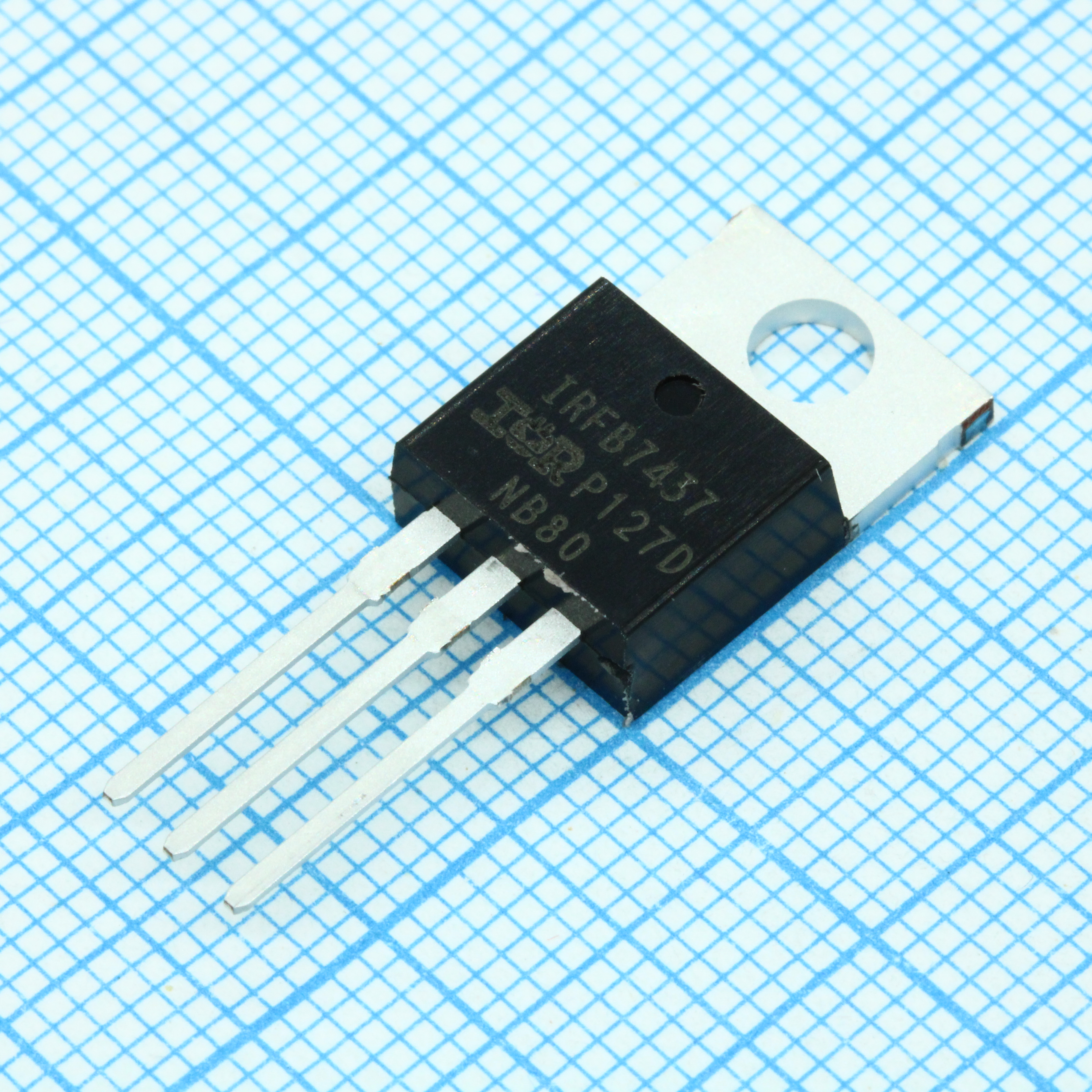 Фото IRFB7437PBF Infineon Technologies — IRFB7437PBF — Одиночные MOSFET транзисторы — Infineon Technologies
