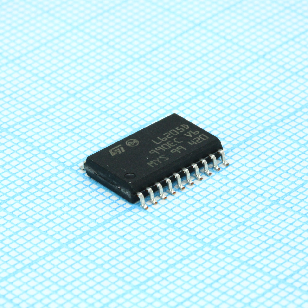 Фото L6205D ST Microelectronics — L6205D — Драйверы (полу) мостовые и двигателей — ST Microelectronics