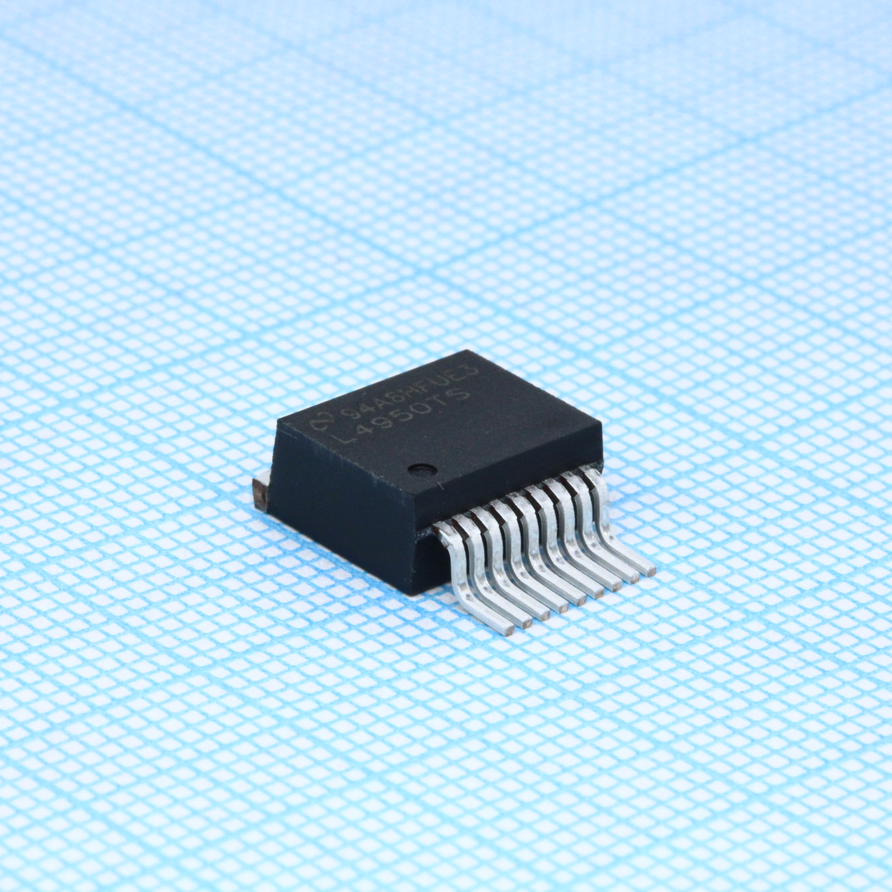 Фото LM4950TS/NOPB Texas Instruments — LM4950TS/NOPB — Микросхемы для Аудио - УНЧ — Texas Instruments