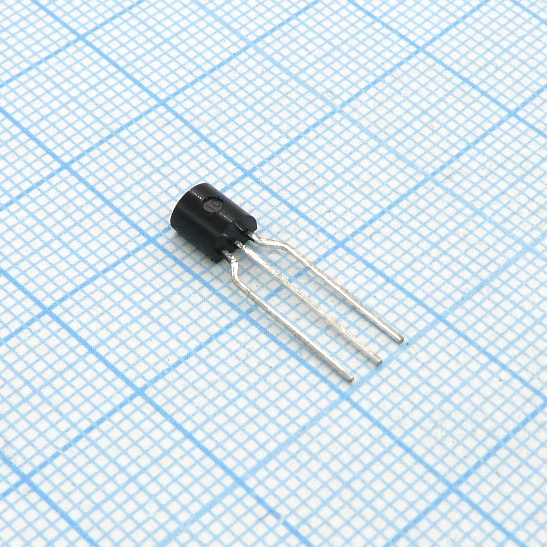 Фото 78L05TO92 ST Microelectronics — L78L05ABZ-TR