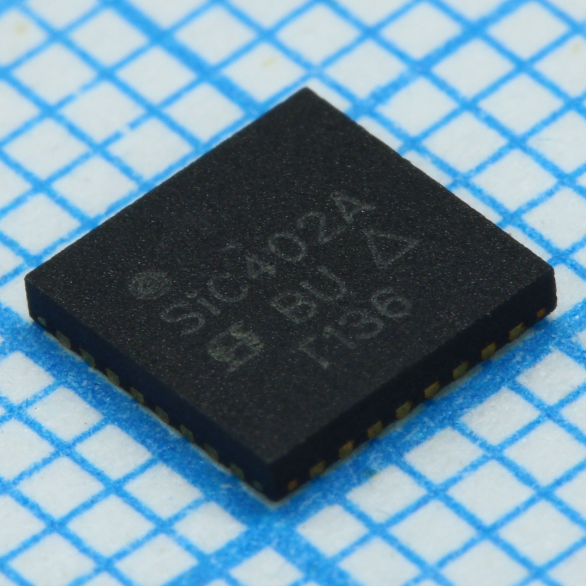 Фото SIC402ACD-T1-GE3 VISHAY — SIC402ACD-T1-GE3 — Стабилизаторы линейные — VISHAY