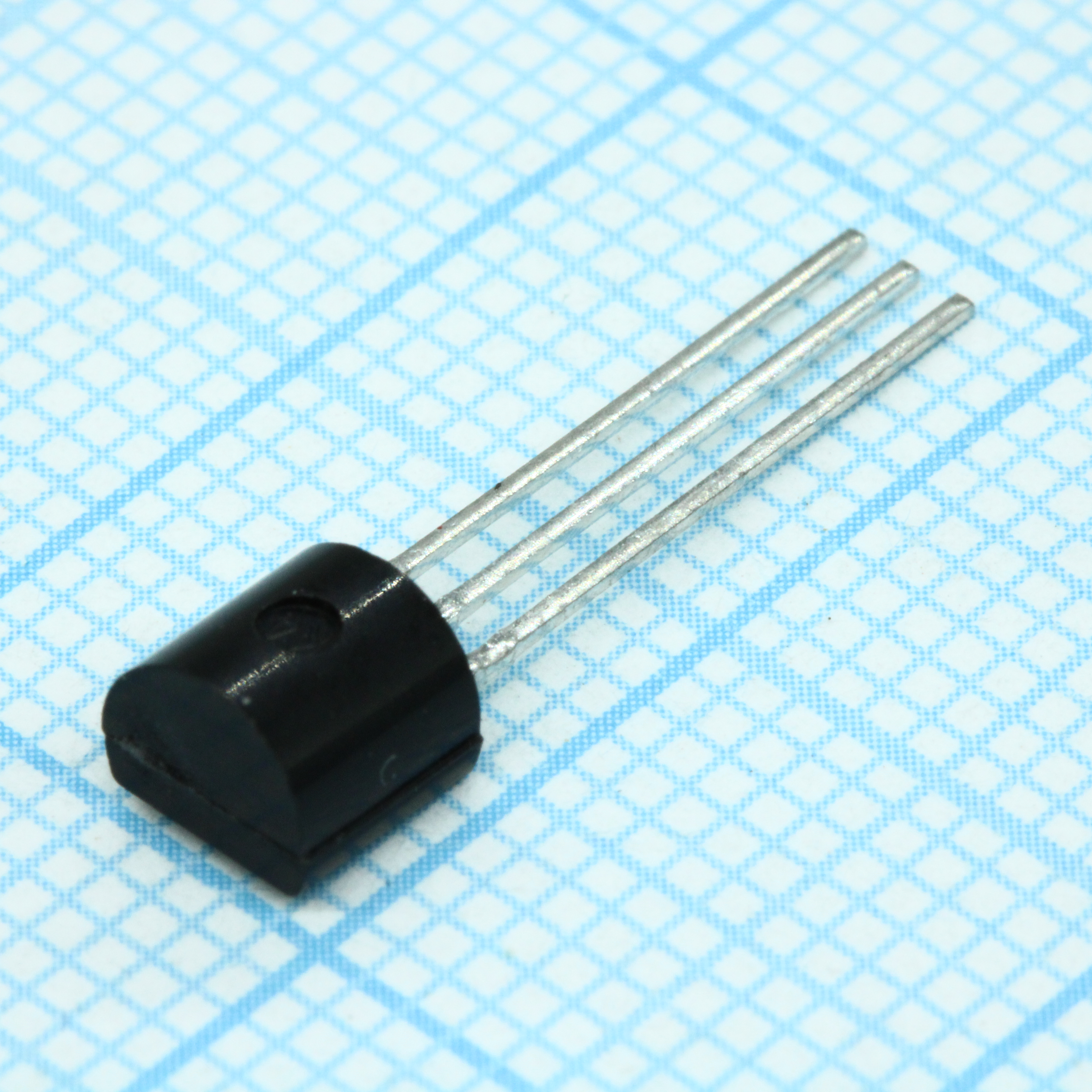 Фото LM285Z-2.5 ON Semiconductor — LM285Z-2.5G