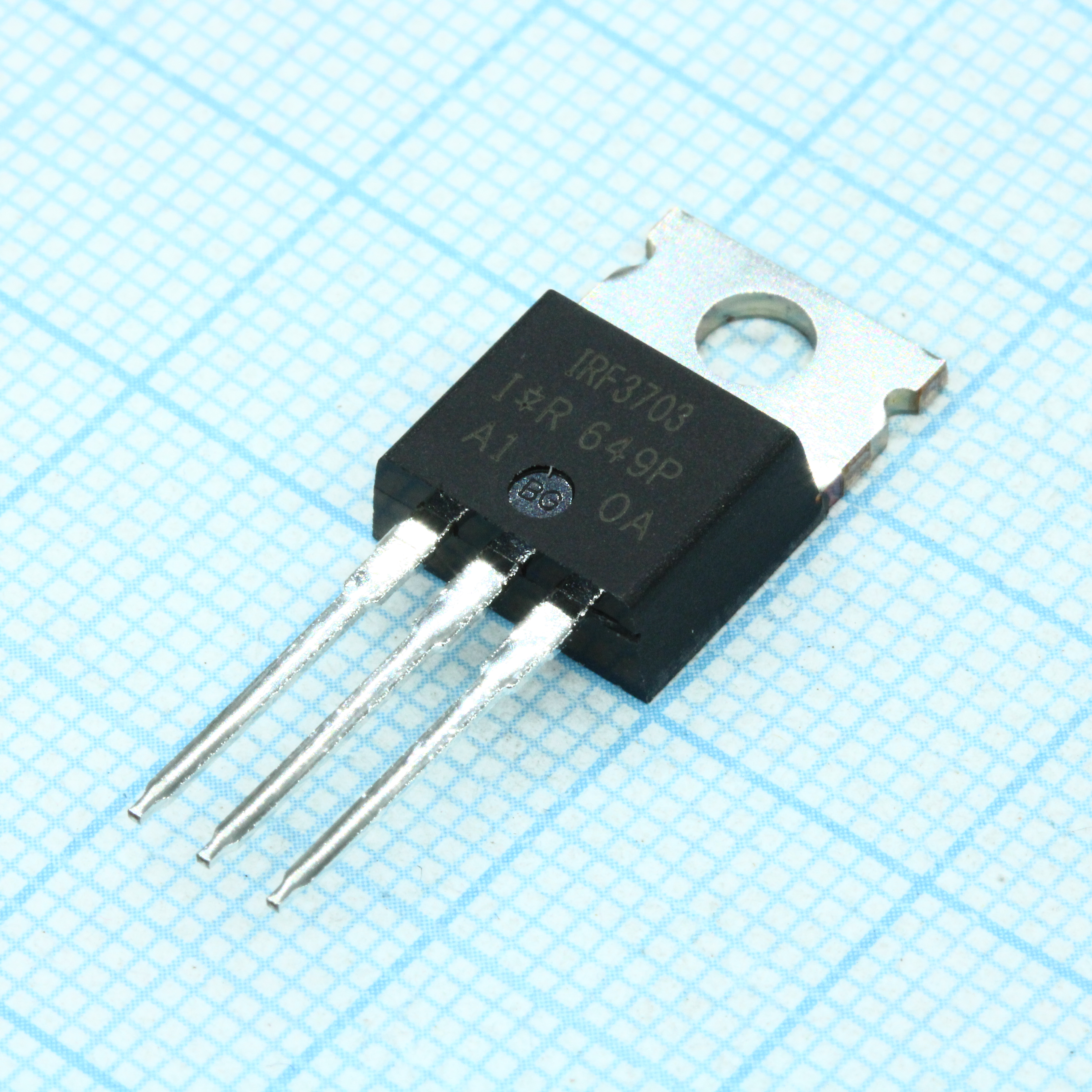 Фото IRF3703 Infineon Technologies — IRF3703PBF