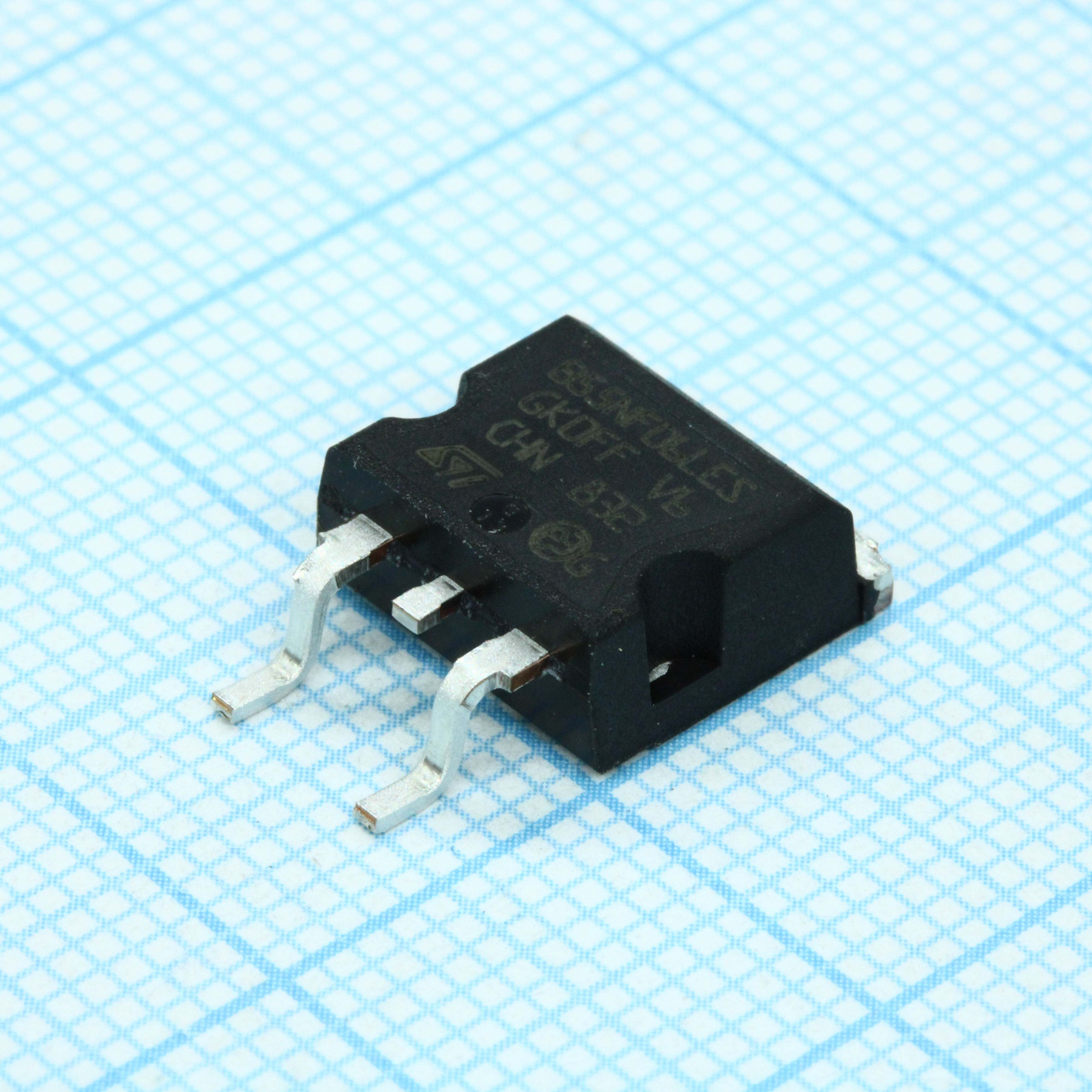 Фото STB55NF06LT4 ST Microelectronics — STB55NF06LT4 — Одиночные MOSFET транзисторы — ST Microelectronics