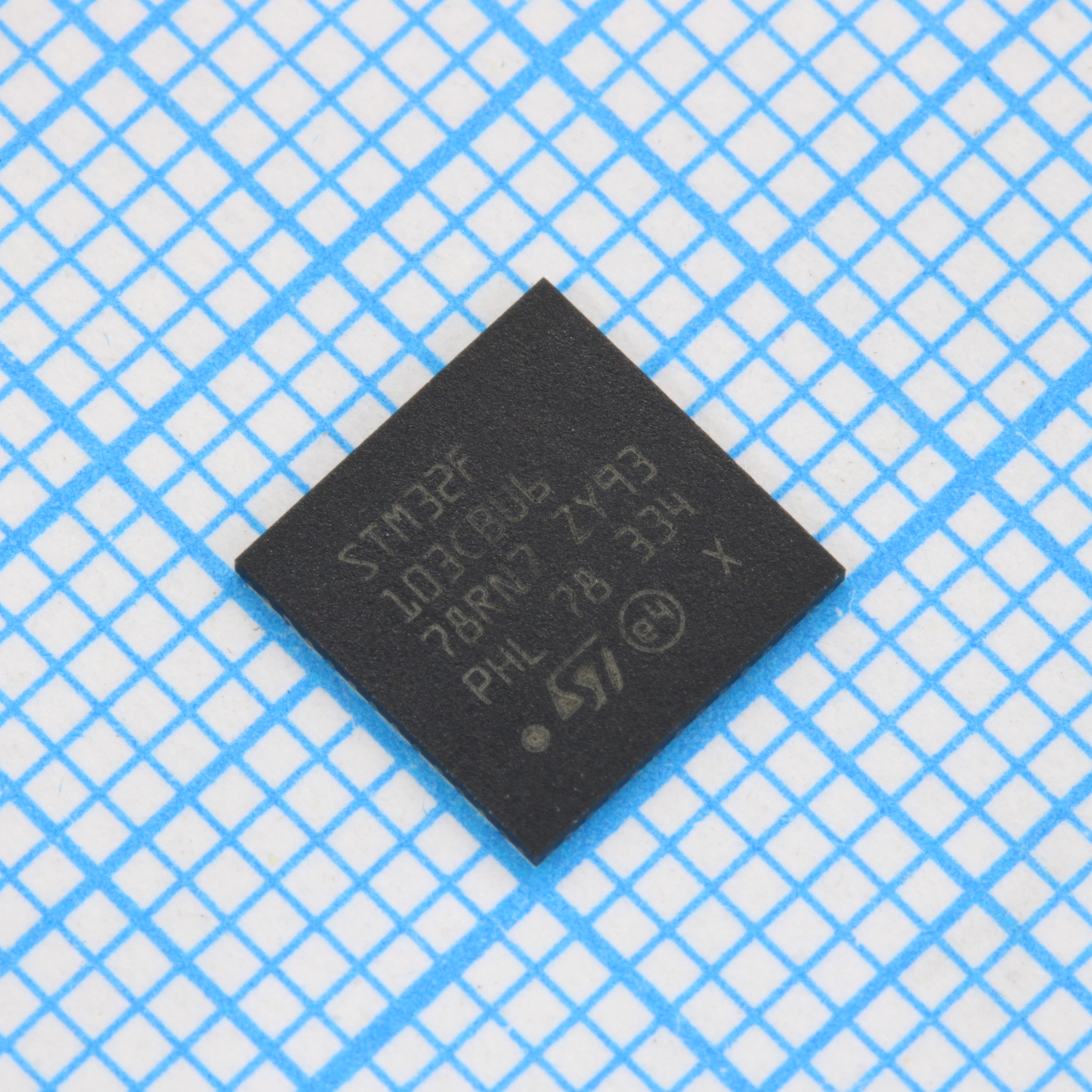 Фото STM32F103CBU6TR ST Microelectronics — STM32F103CBU6TR — Микроконтроллеры STM — ST Microelectronics