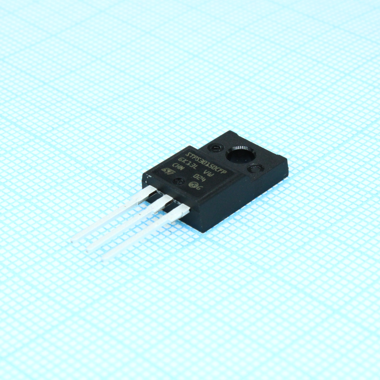 Фото Шоттки х2 150V ST Microelectronics — STPS30150CFP — Сборки диодов Шоттки — ST Microelectronics