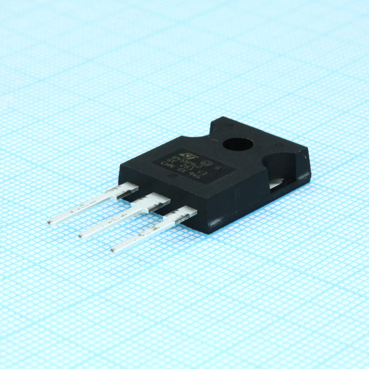 Фото STW45NM60 ST Microelectronics — STW45NM60 — Одиночные MOSFET транзисторы — ST Microelectronics