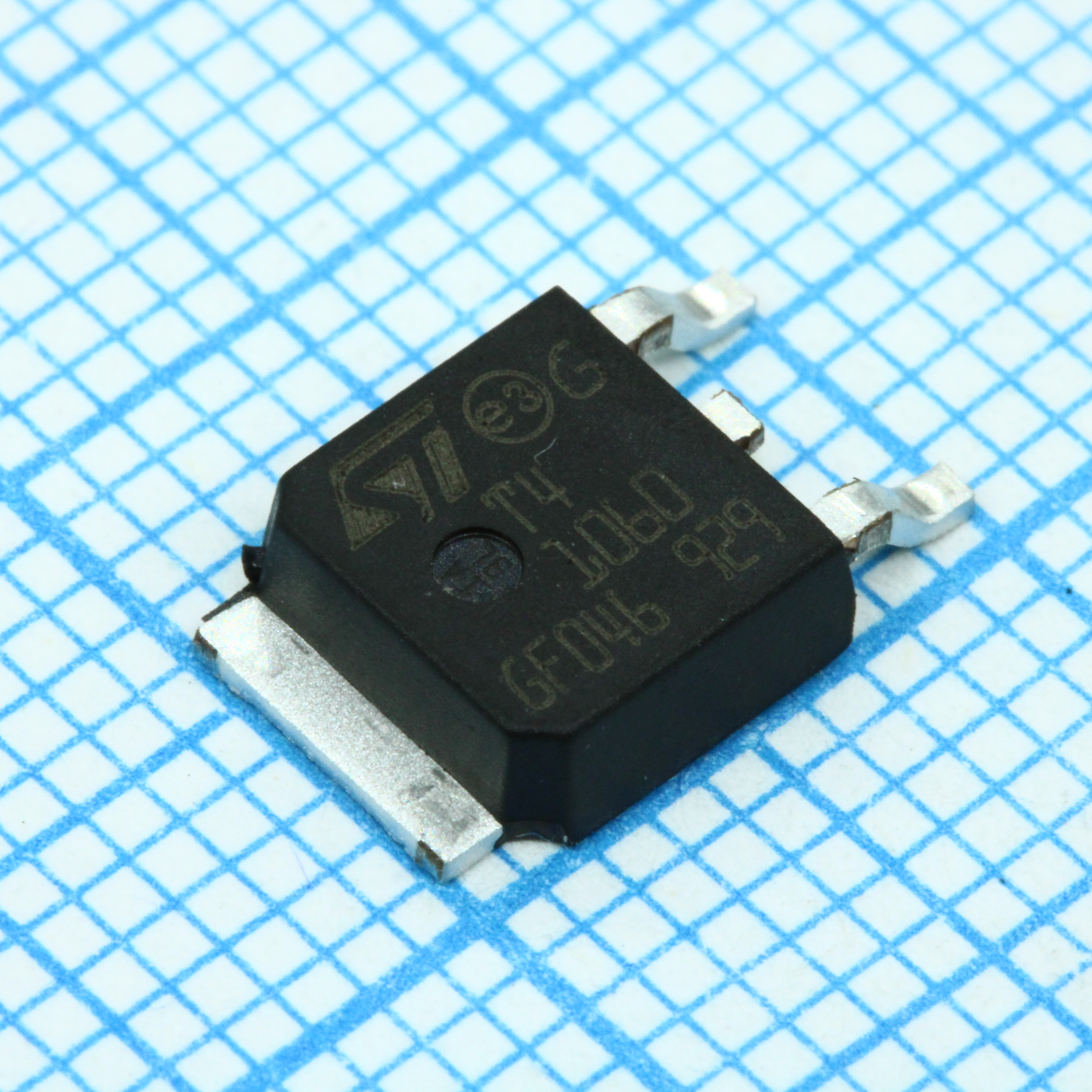 Фото T410-600B ST Microelectronics — T410-600B — Симисторы (Triac) — ST Microelectronics