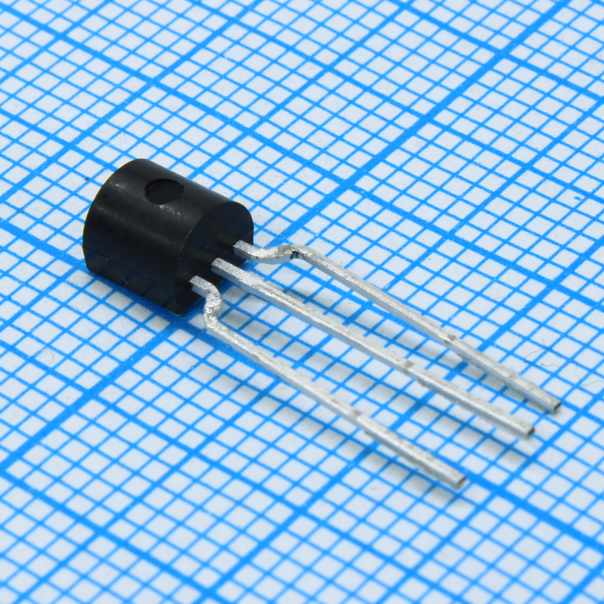 Фото TL431BILP Texas Instruments — TL431BILPR
