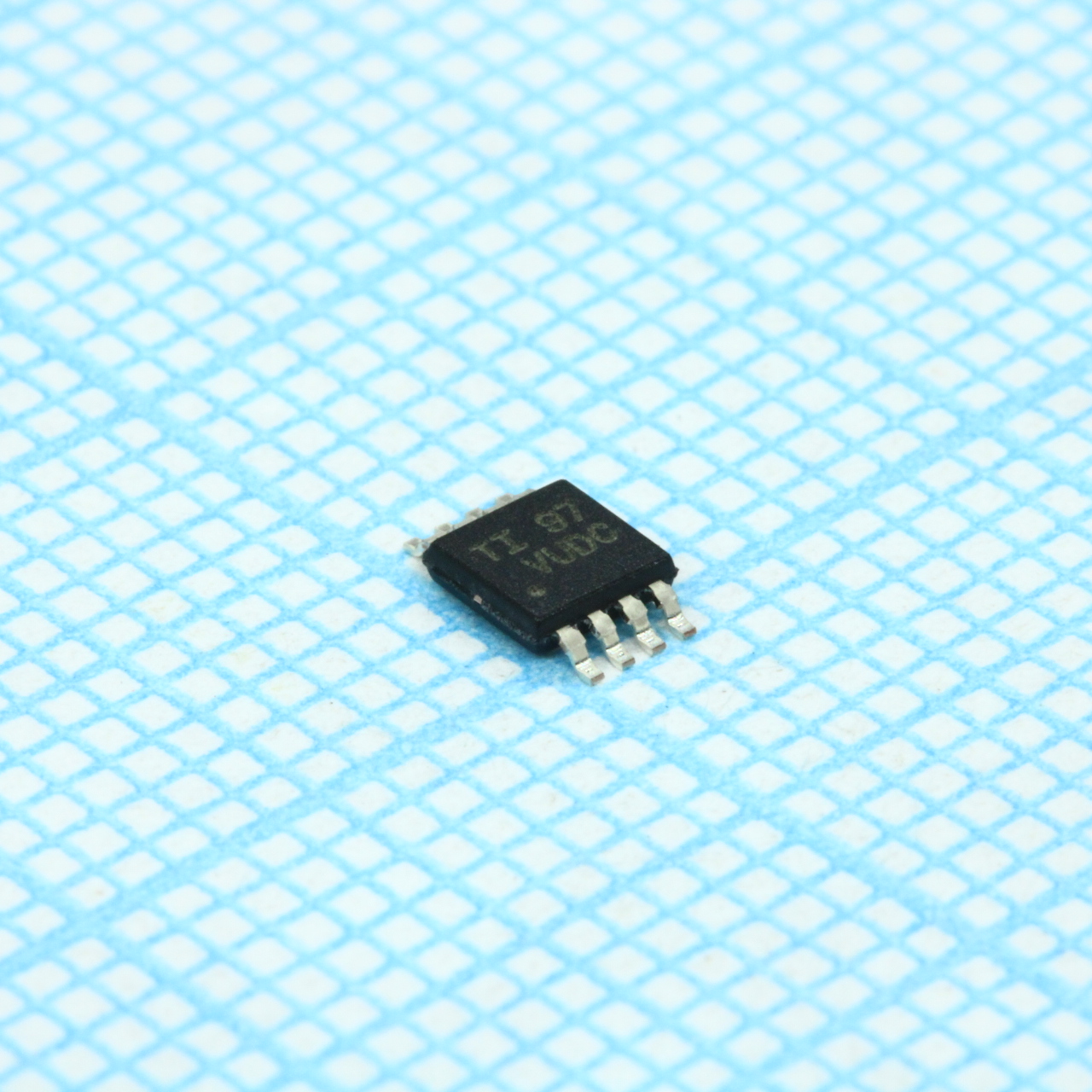 Фото TLV3202AIDGKR Texas Instruments — TLV3202AIDGKR — Компараторы — Texas Instruments