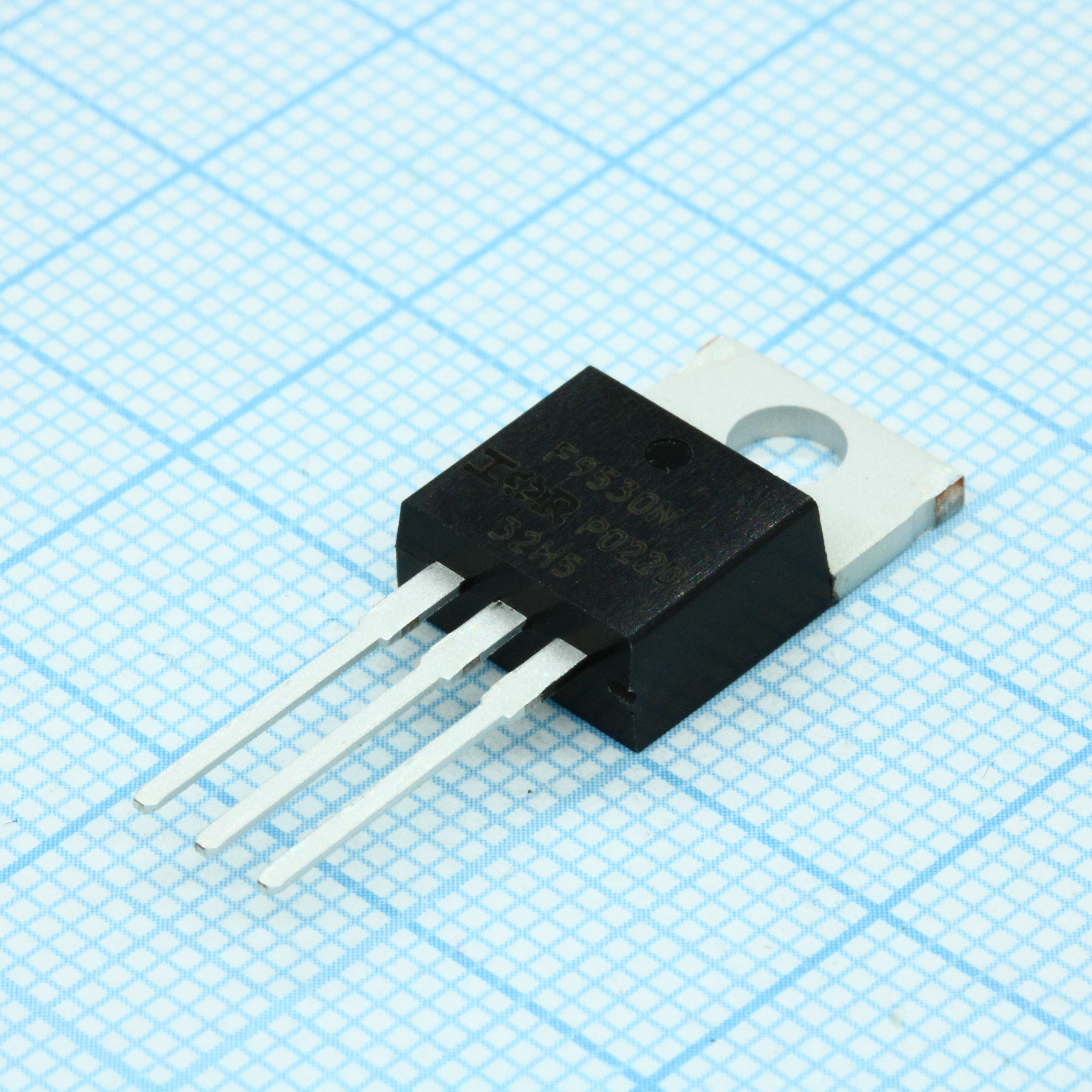 Фото IRF9530N Infineon Technologies — IRF9530NPBF