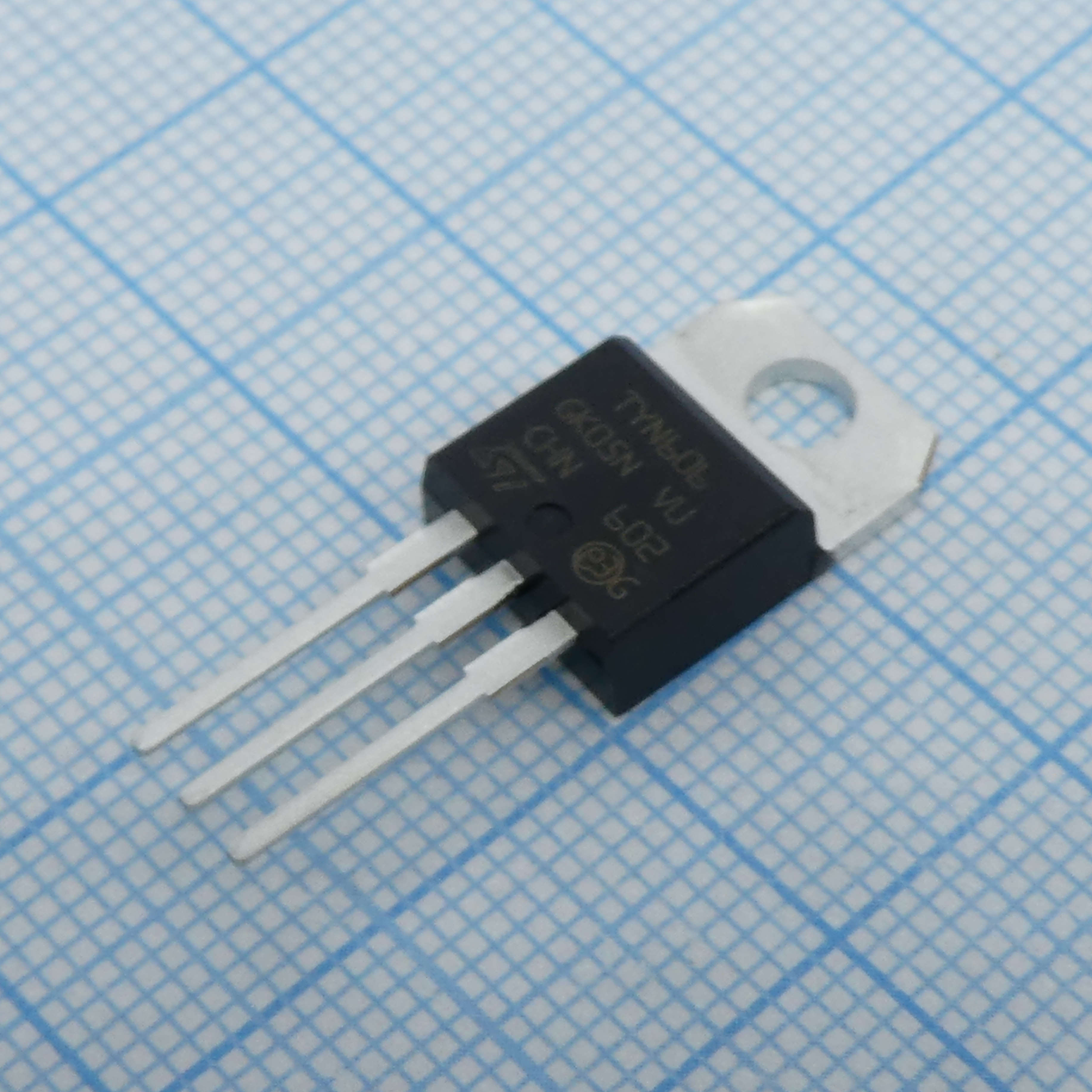 Фото TYN606RG ST Microelectronics — TYN606RG — Тиристоры (SCR) — ST Microelectronics