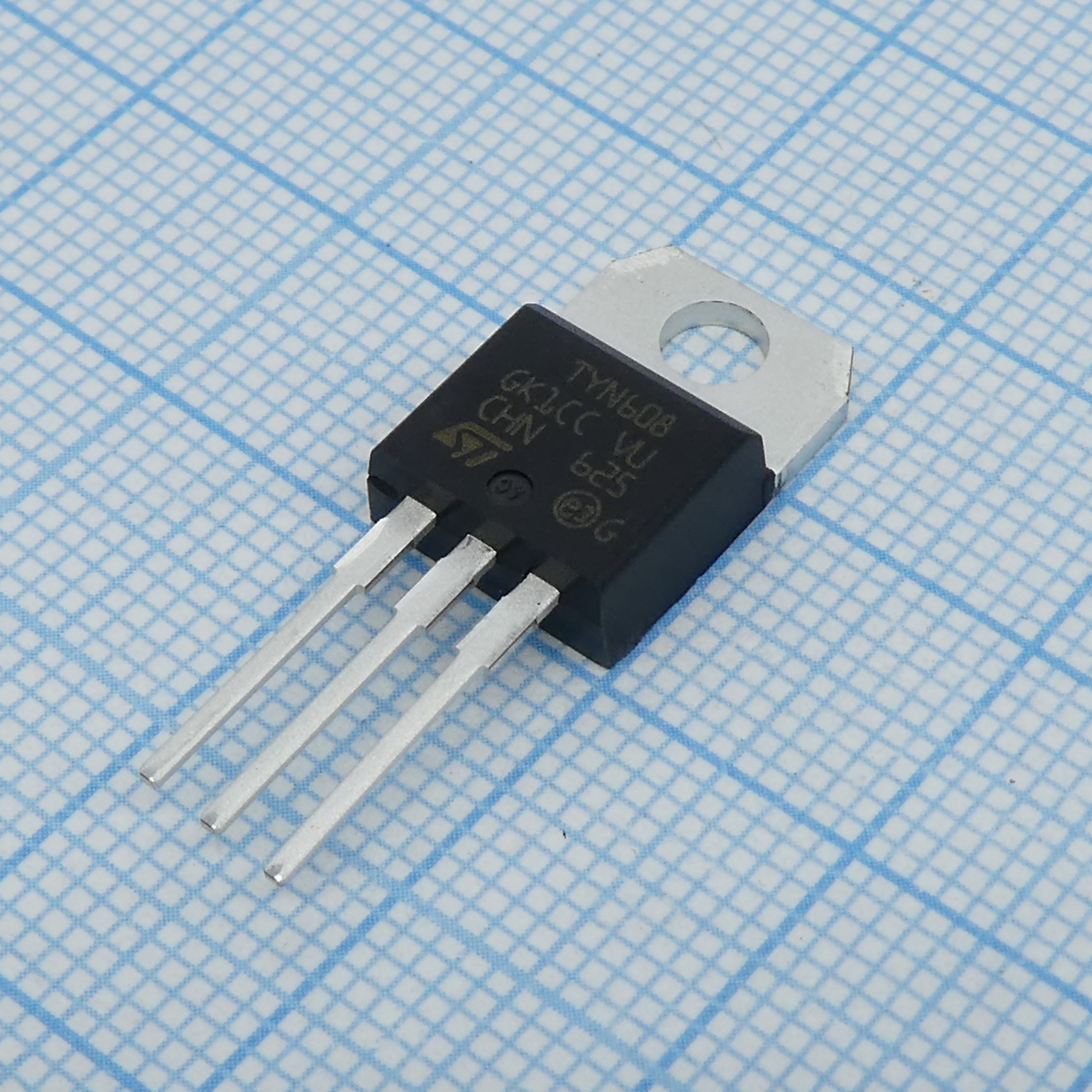 Фото TYN608RG ST Microelectronics — TYN608RG — Тиристоры (SCR) — ST Microelectronics