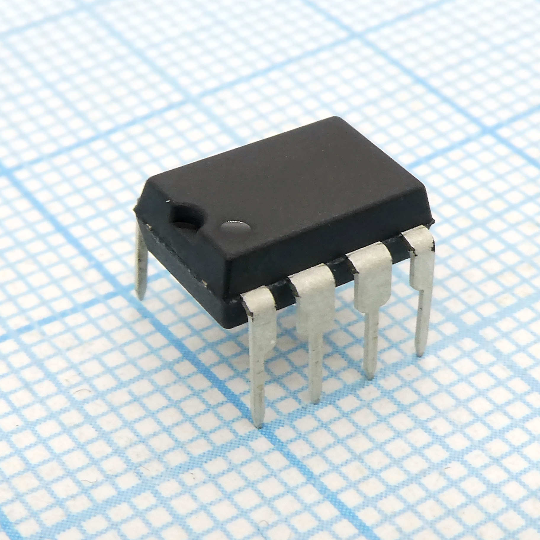 Фото MC44608P P40 ON Semiconductor — MC44608P40 — Микросхемы для источников питания — ON Semiconductor