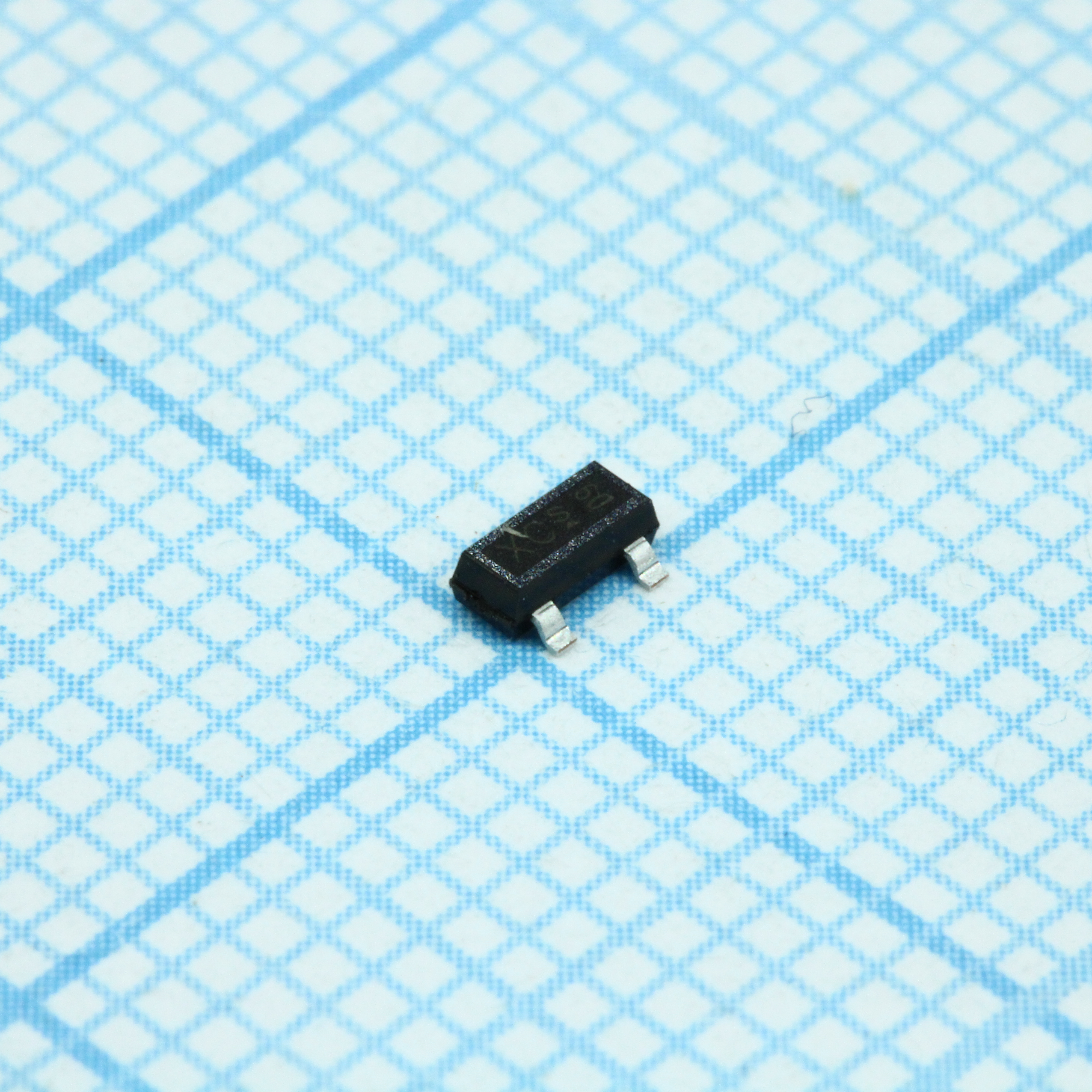Фото BCR533 Infineon Technologies — BCR533E6327HTSA1