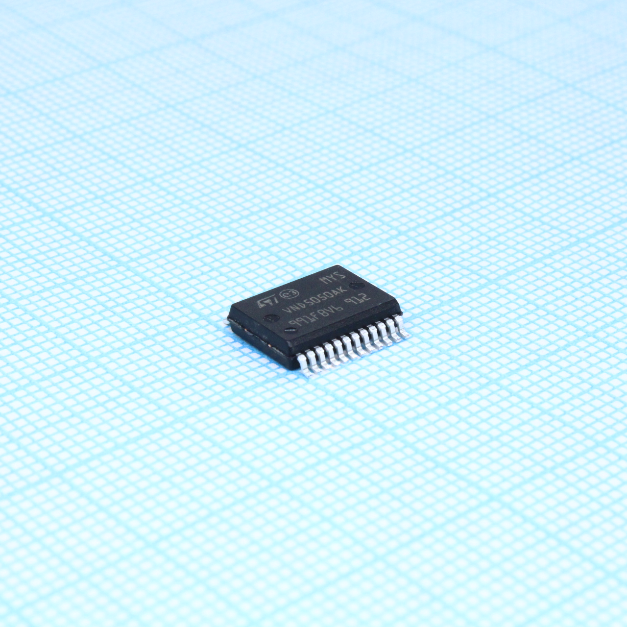 Фото VND5050AKTR-E ST Microelectronics — VND5050AKTR-E — Силовые ключи — ST Microelectronics