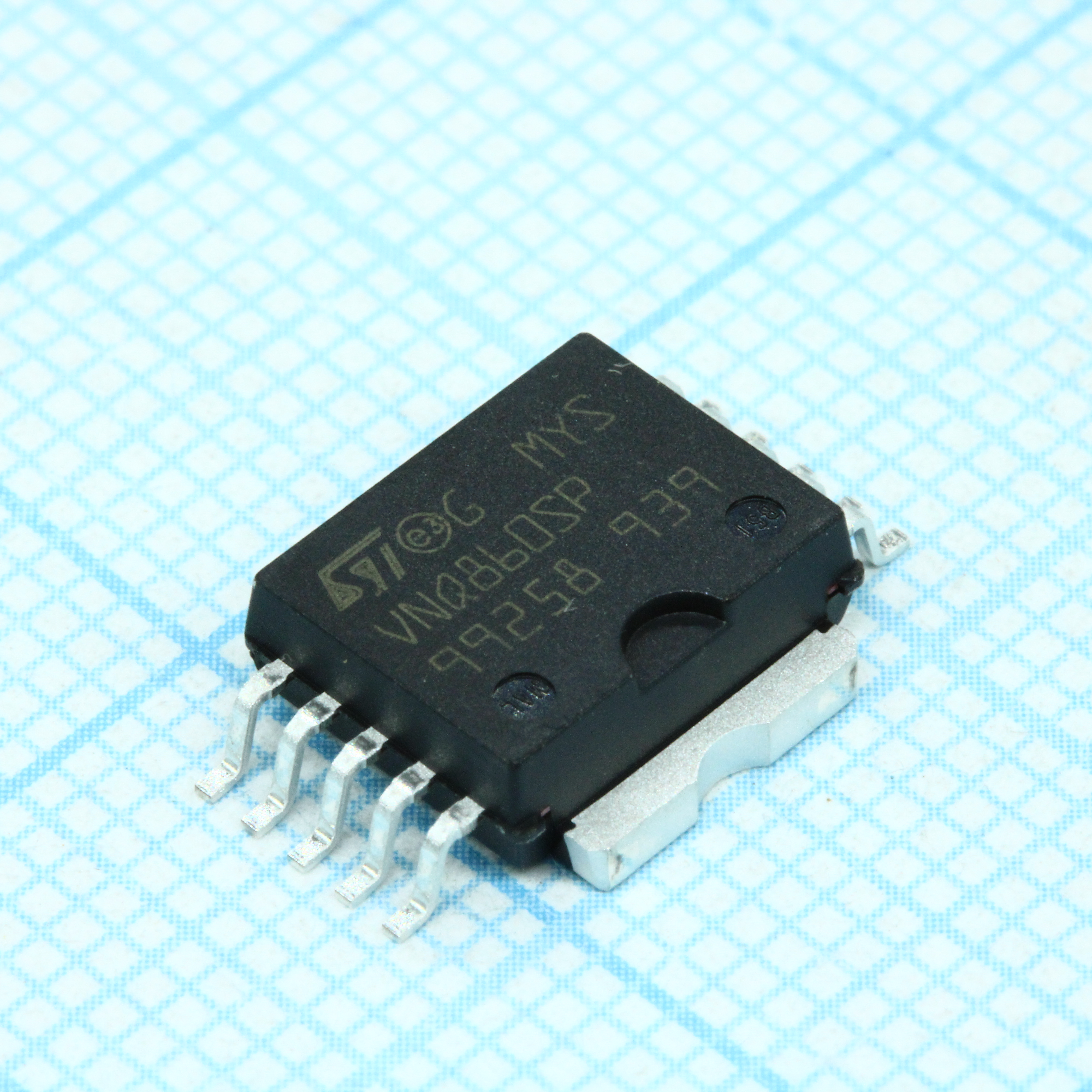 Фото VNQ860SP-E ST Microelectronics — VNQ860SP-E — Силовые ключи — ST Microelectronics
