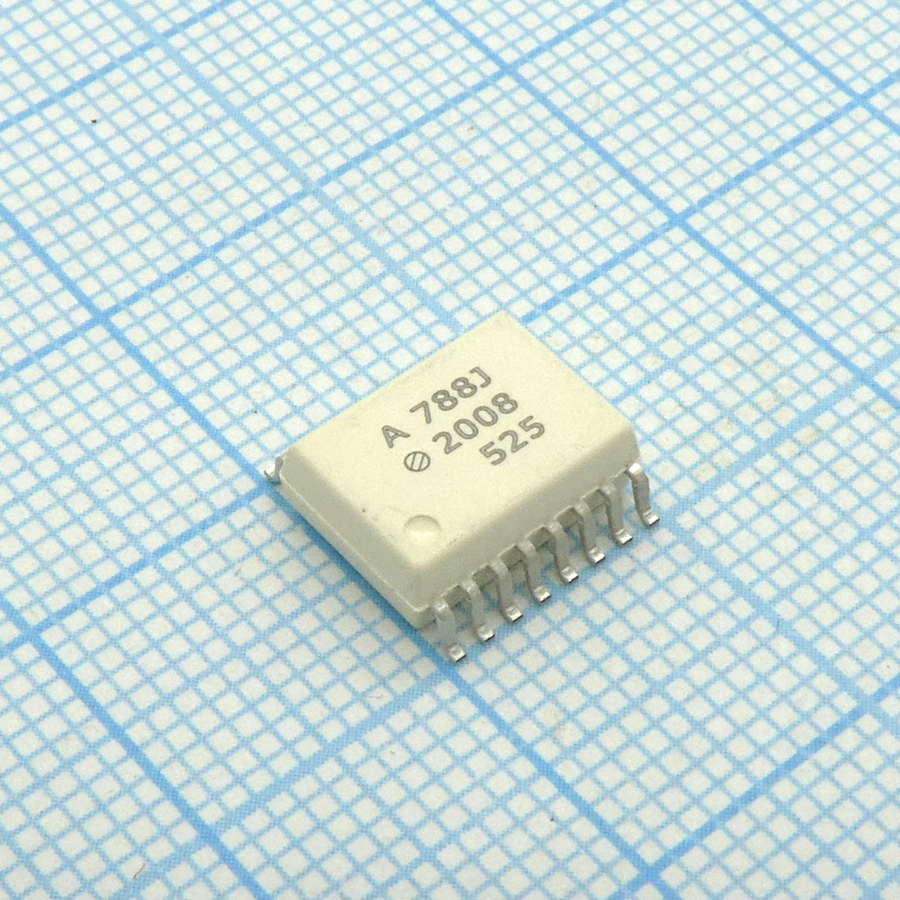 Фото HCPL-788J Broadcom — HCPL-788J-500E