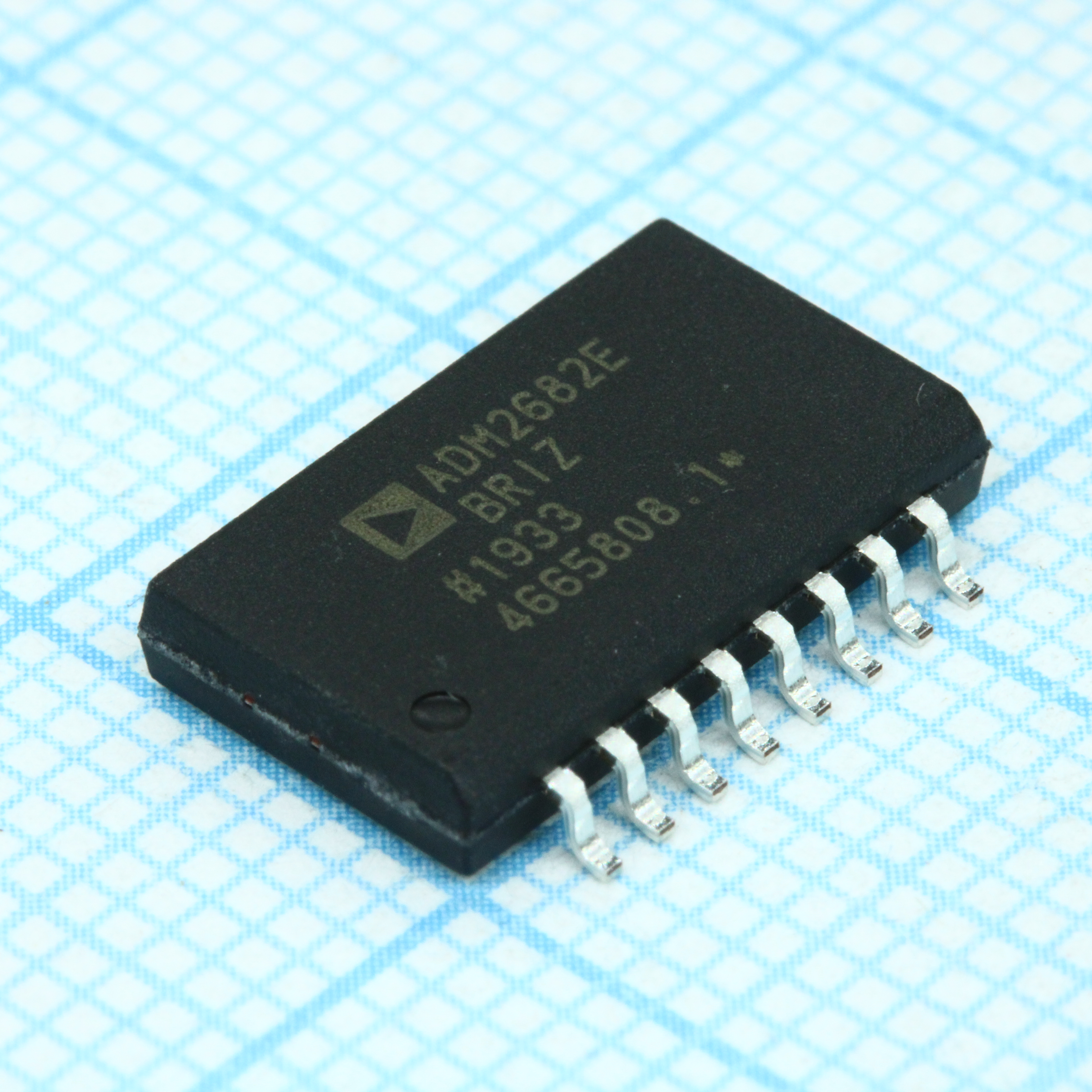 Фото ADM2682EBRI Analog Devices, Inc. — ADM2682EBRIZ-RL7