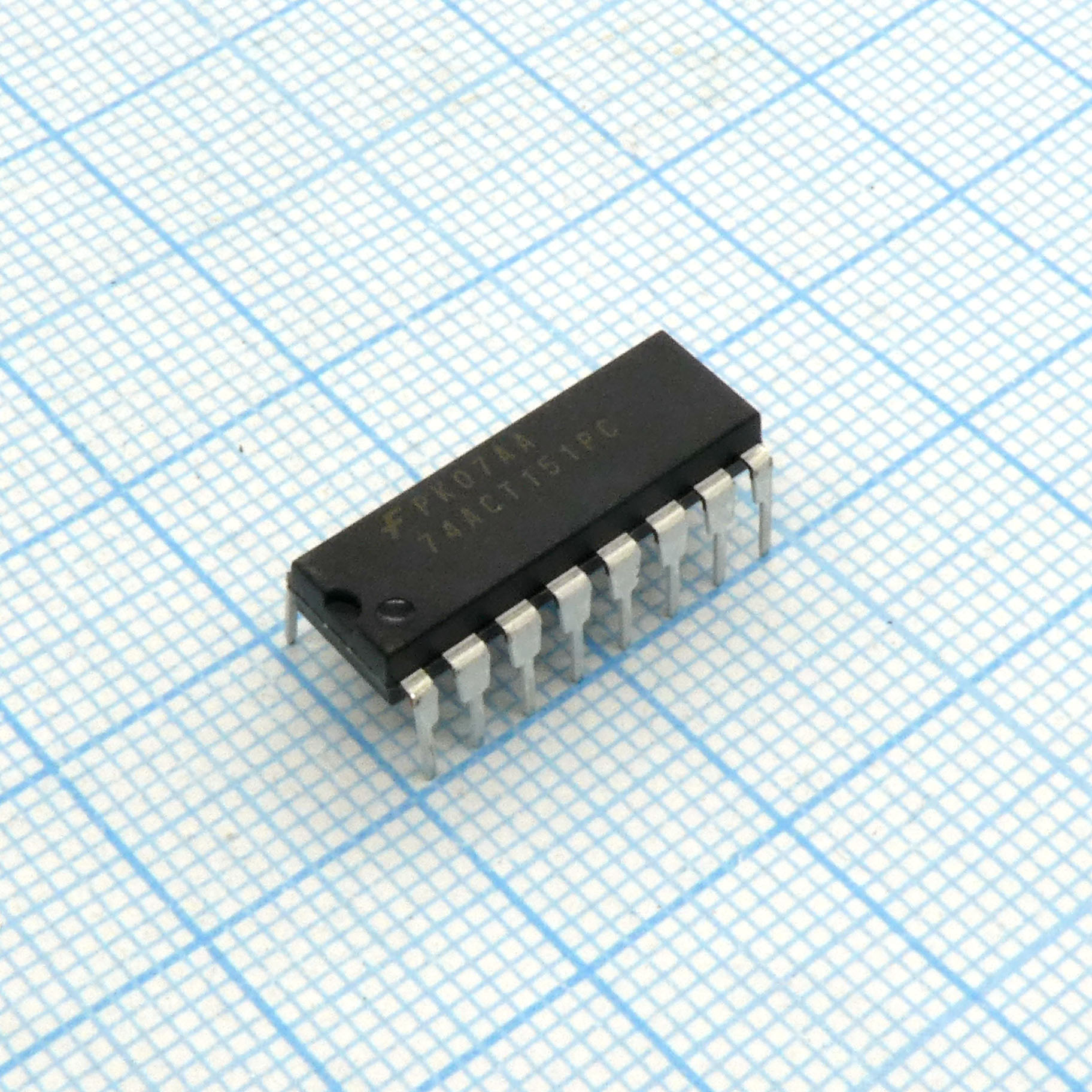 Фото 74ACT151N ON Semiconductor — 74ACT151PC