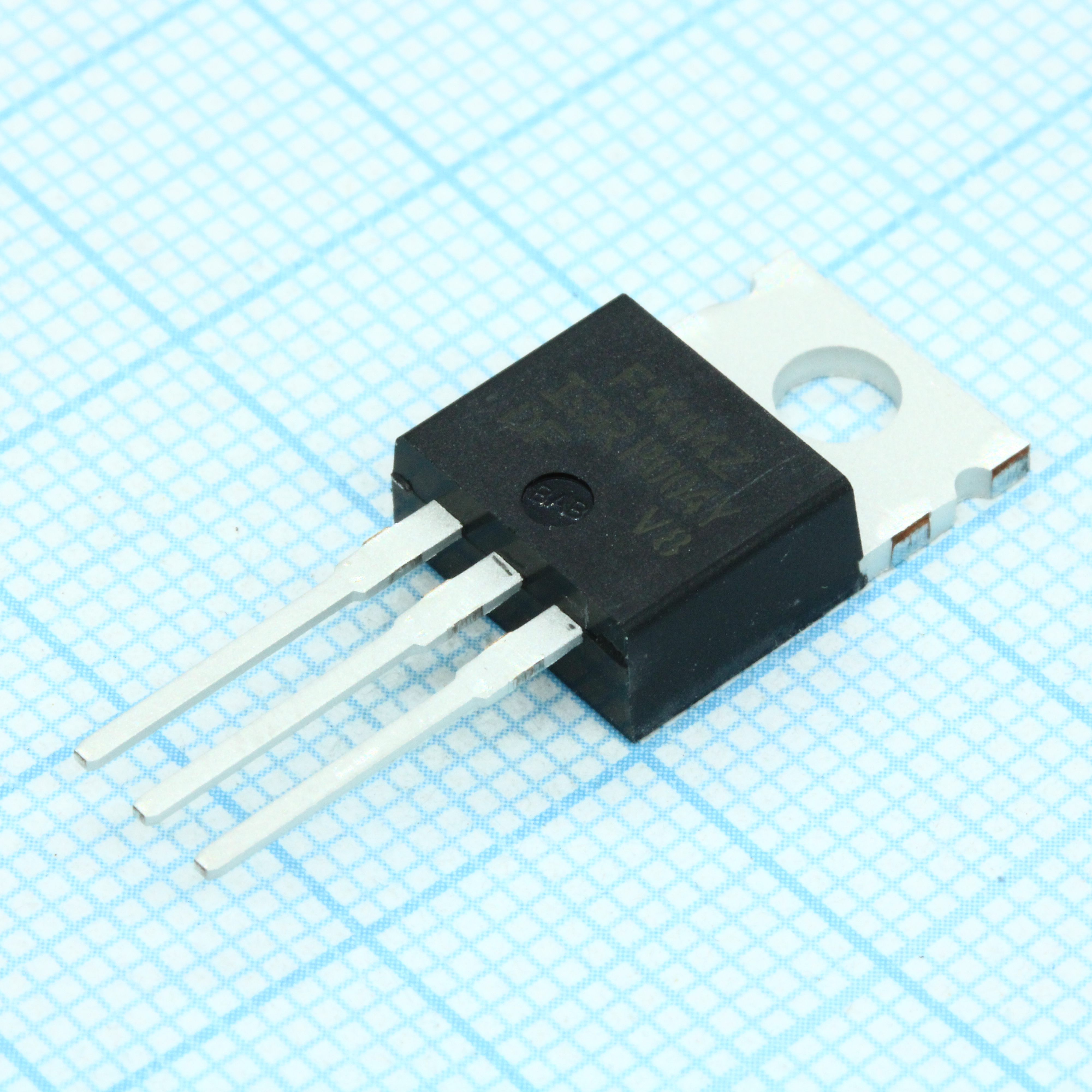 Фото IRF1404ZPBF Infineon Technologies — IRF1404ZPBF — Одиночные MOSFET транзисторы — Infineon Technologies