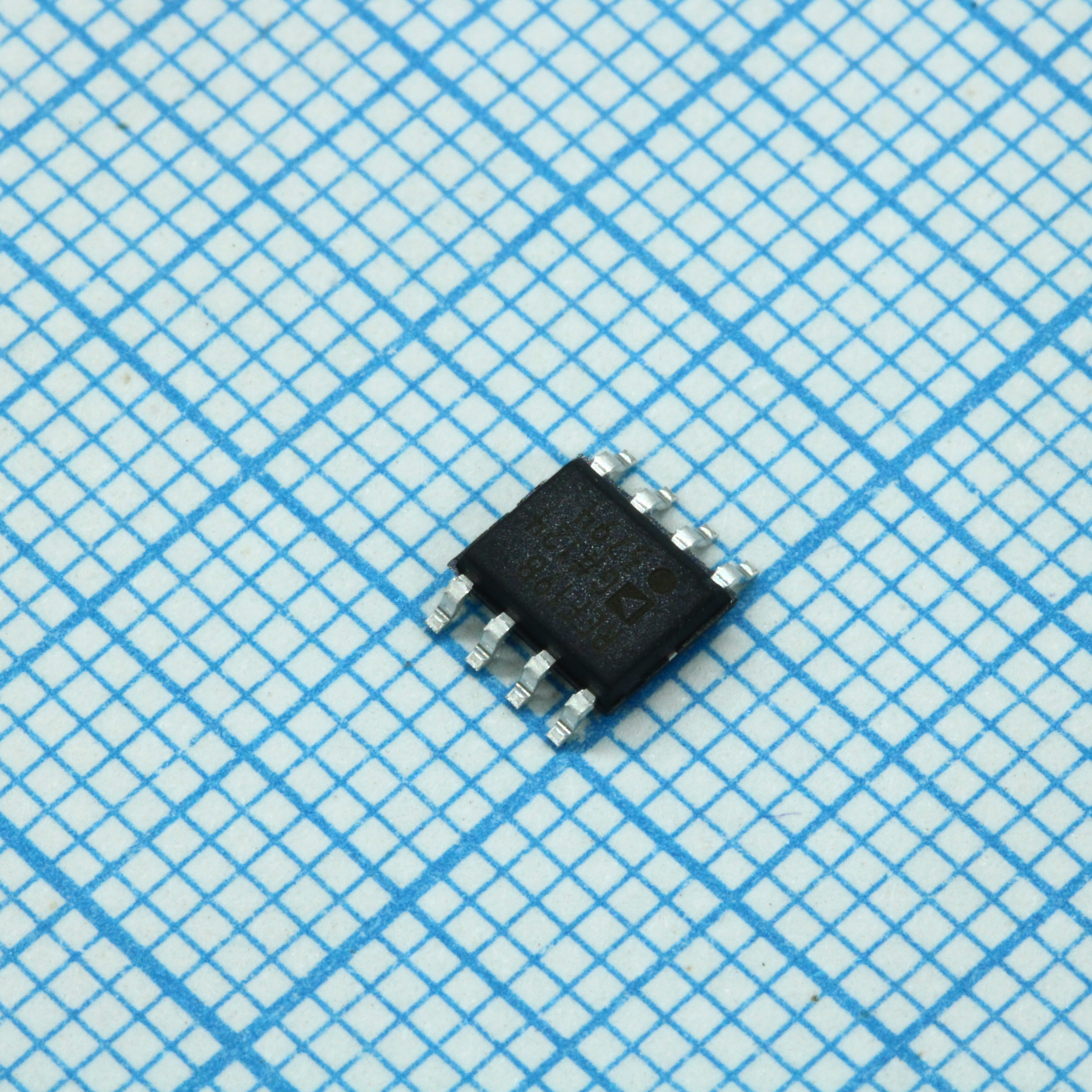 Фото REF198GS Analog Devices, Inc. — REF198GSZ-REEL