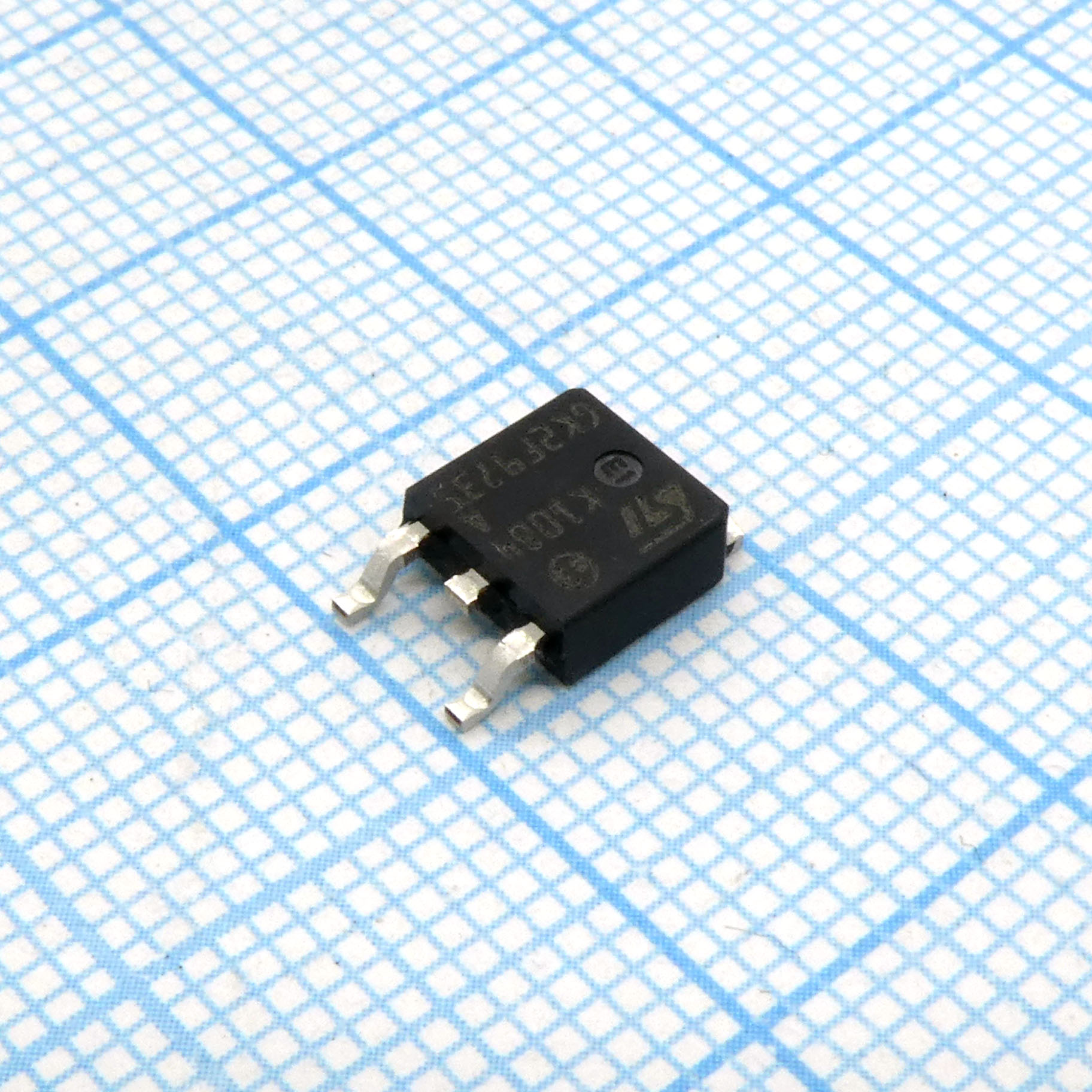 Фото KD1084ADT ST Microelectronics — KD1084ADT — Стабилизаторы линейные — ST Microelectronics