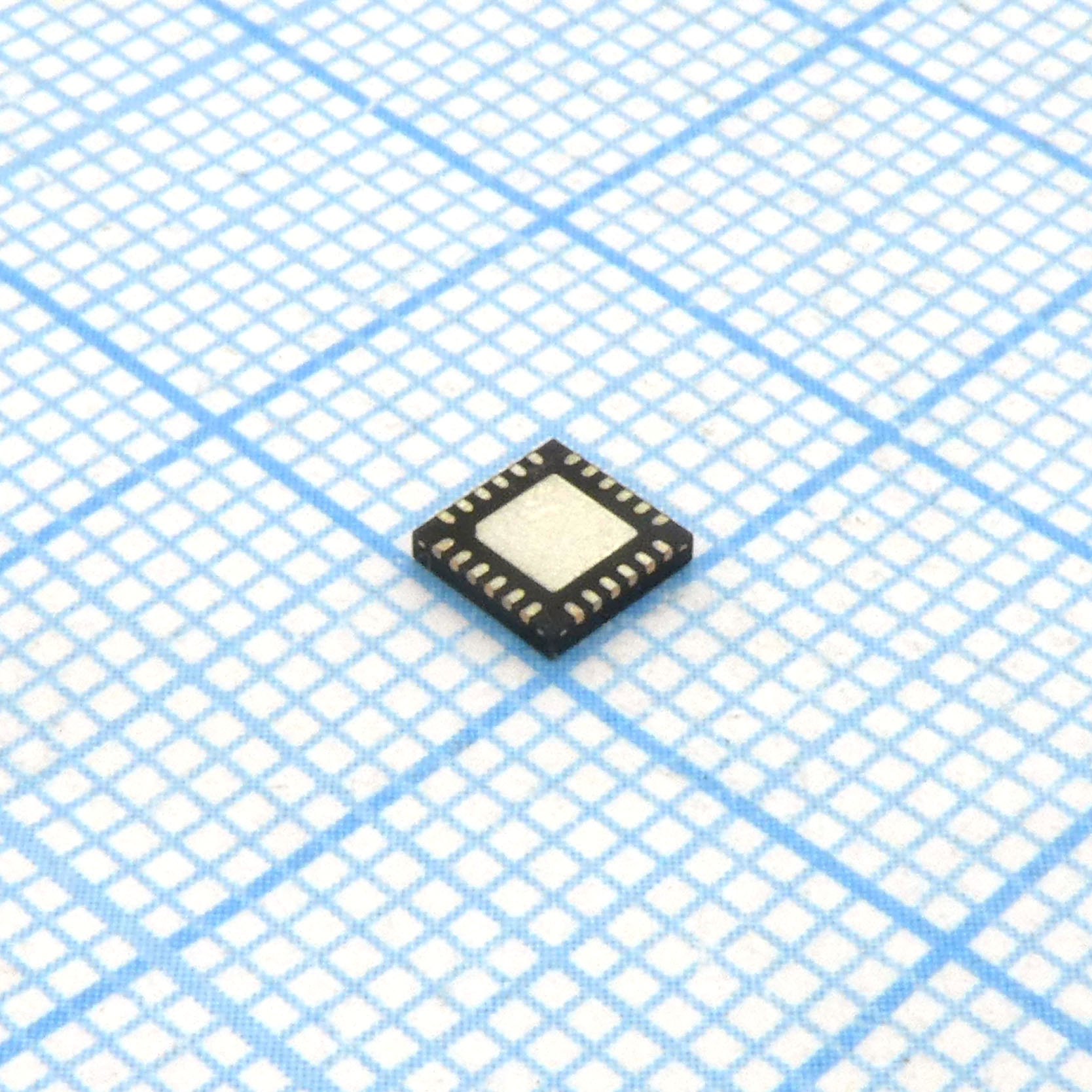Фото LP8545 Texas Instruments — LP8545SQ