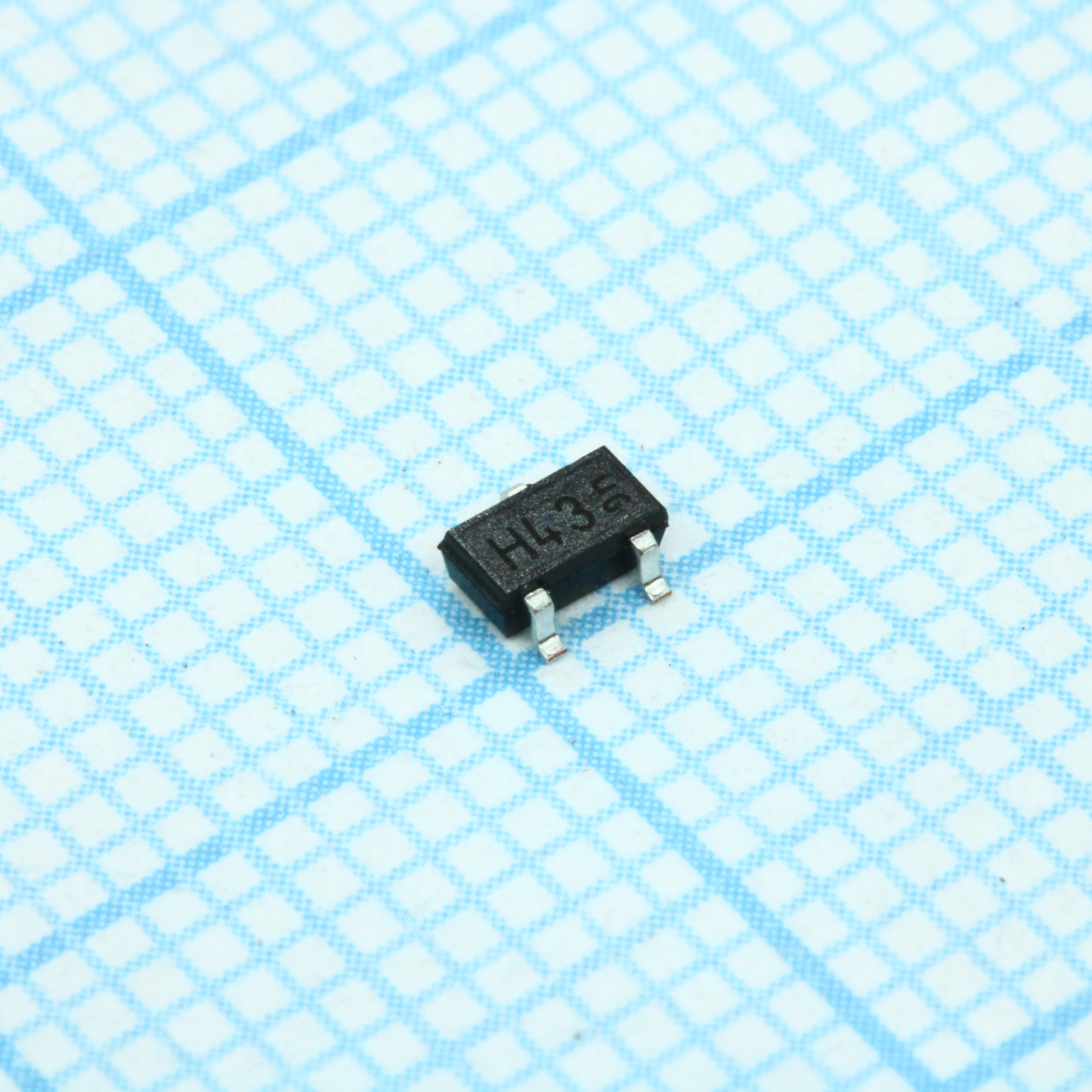 Фото TLE4964-3K Infineon Technologies — TLE49643KXTSA1