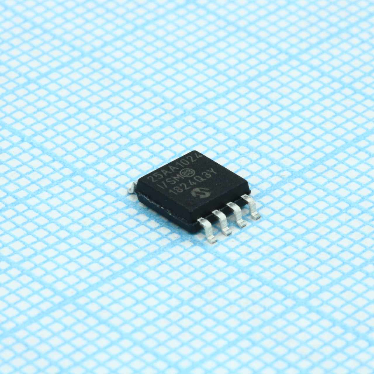 Фото 25AA1024T-I/SM Microchip Technology Inc. — 25AA1024T-I/SM — EEPROM память — Microchip Technology Inc.
