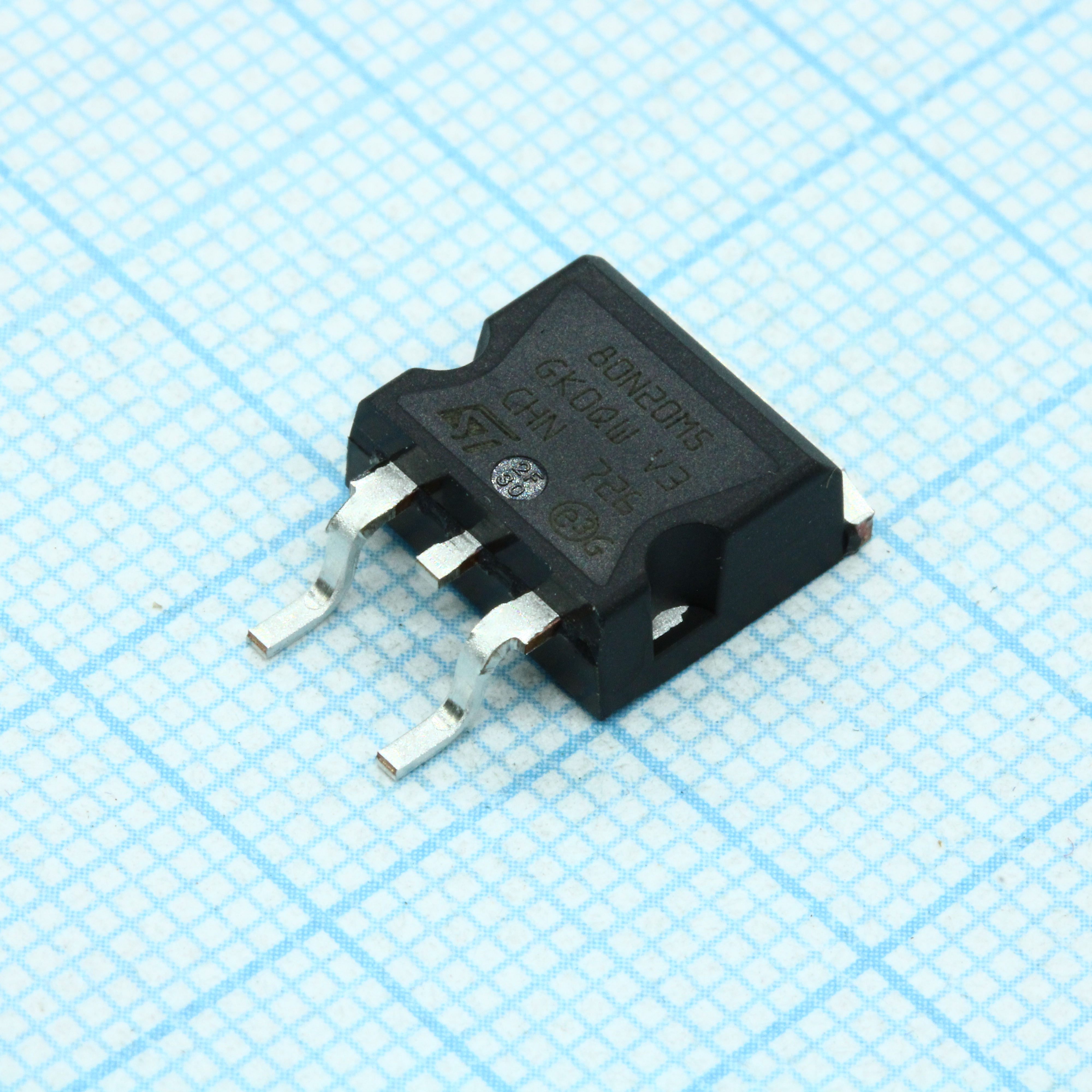 Фото STB80N20M5 ST Microelectronics — STB80N20M5 — Одиночные MOSFET транзисторы — ST Microelectronics