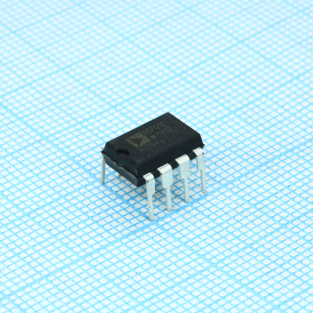 Фото REF01CP Analog Devices, Inc. — REF01CPZ