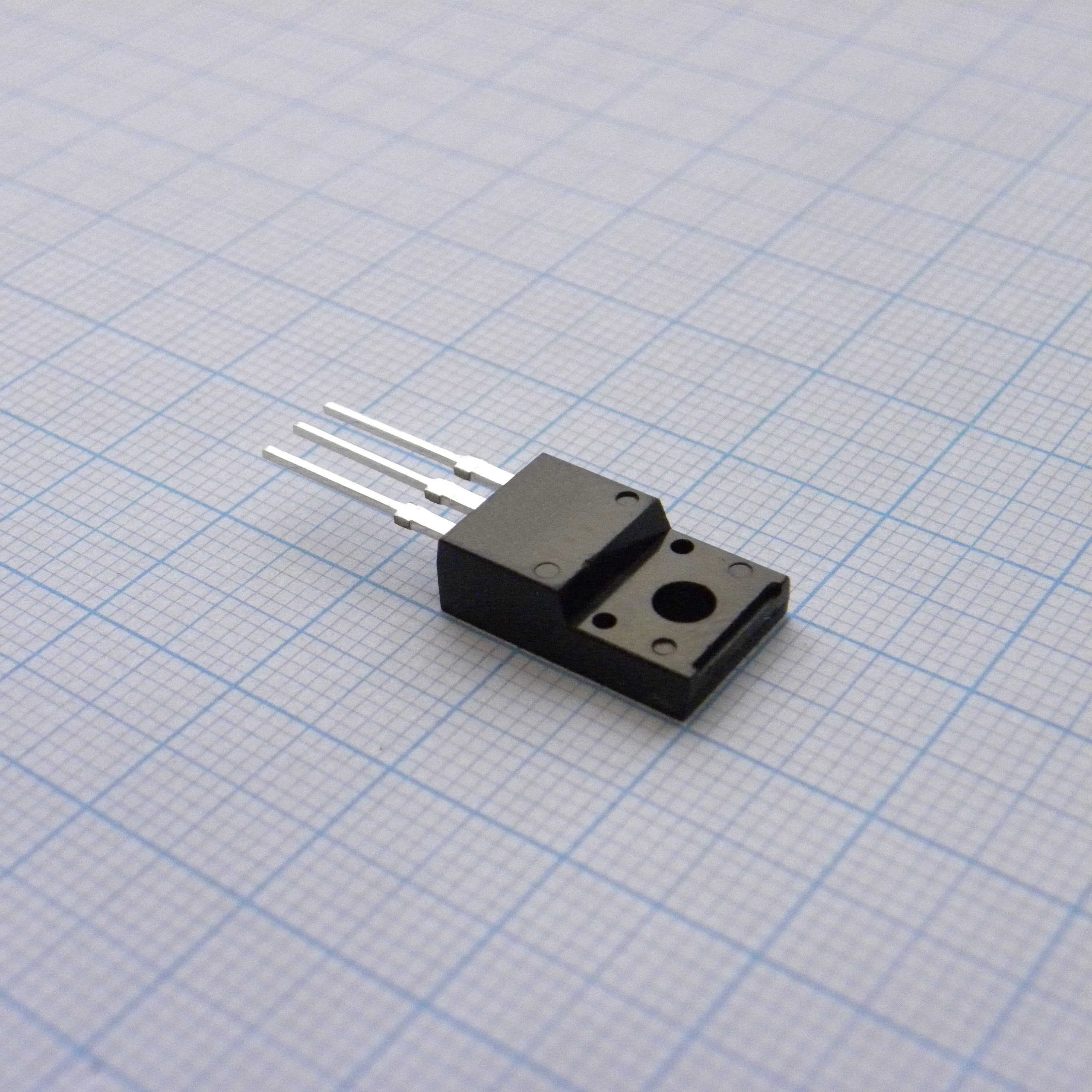 Фото BUL310FP ST Microelectronics — BUL310FP — Одиночные биполярные транзисторы — ST Microelectronics