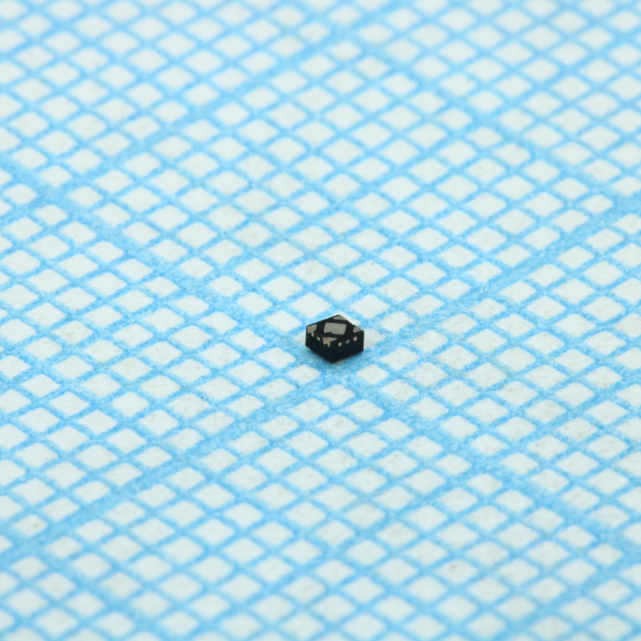 Фото MIC5365-2.8YMT-TZ Microchip Technology Inc. — MIC5365-2.8YMT-TZ — Стабилизаторы линейные — Microchip Technology Inc.