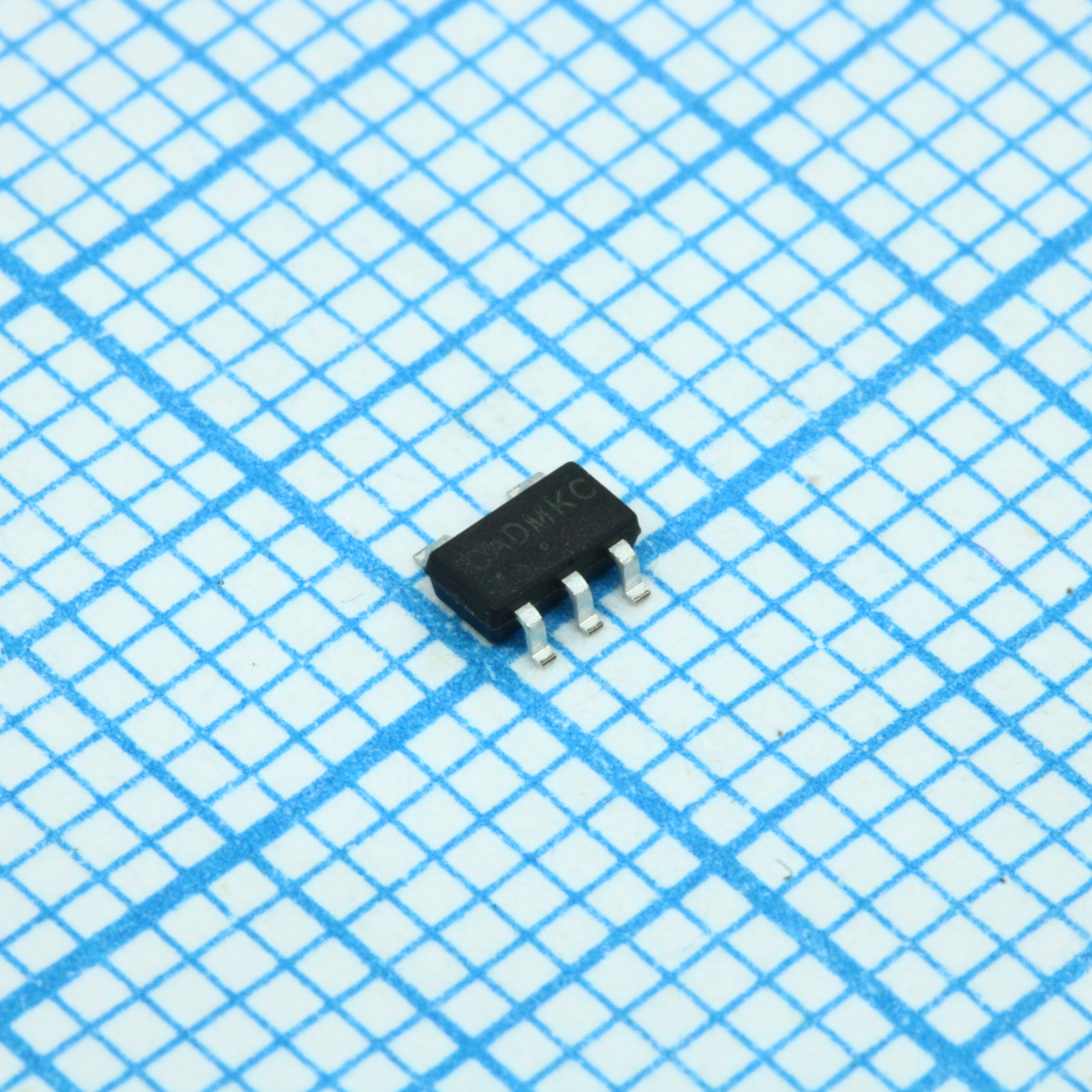 Фото NCP114ASN180T1G ON Semiconductor — NCP114ASN180T1G — Стабилизаторы линейные — ON Semiconductor