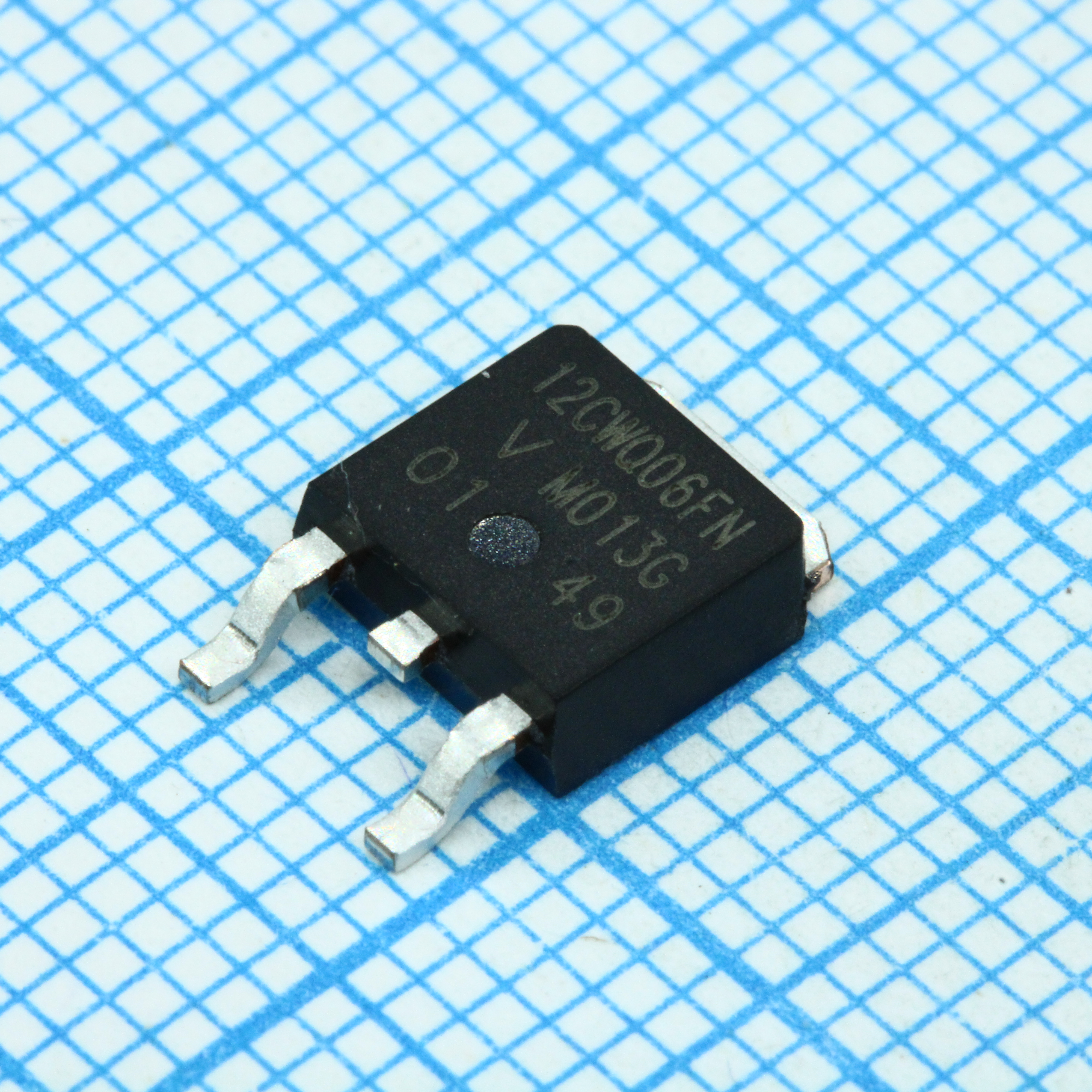 Фото Шоттки х2  60V VISHAY — VS-12CWQ06FN-M3 — Сборки диодов Шоттки — VISHAY