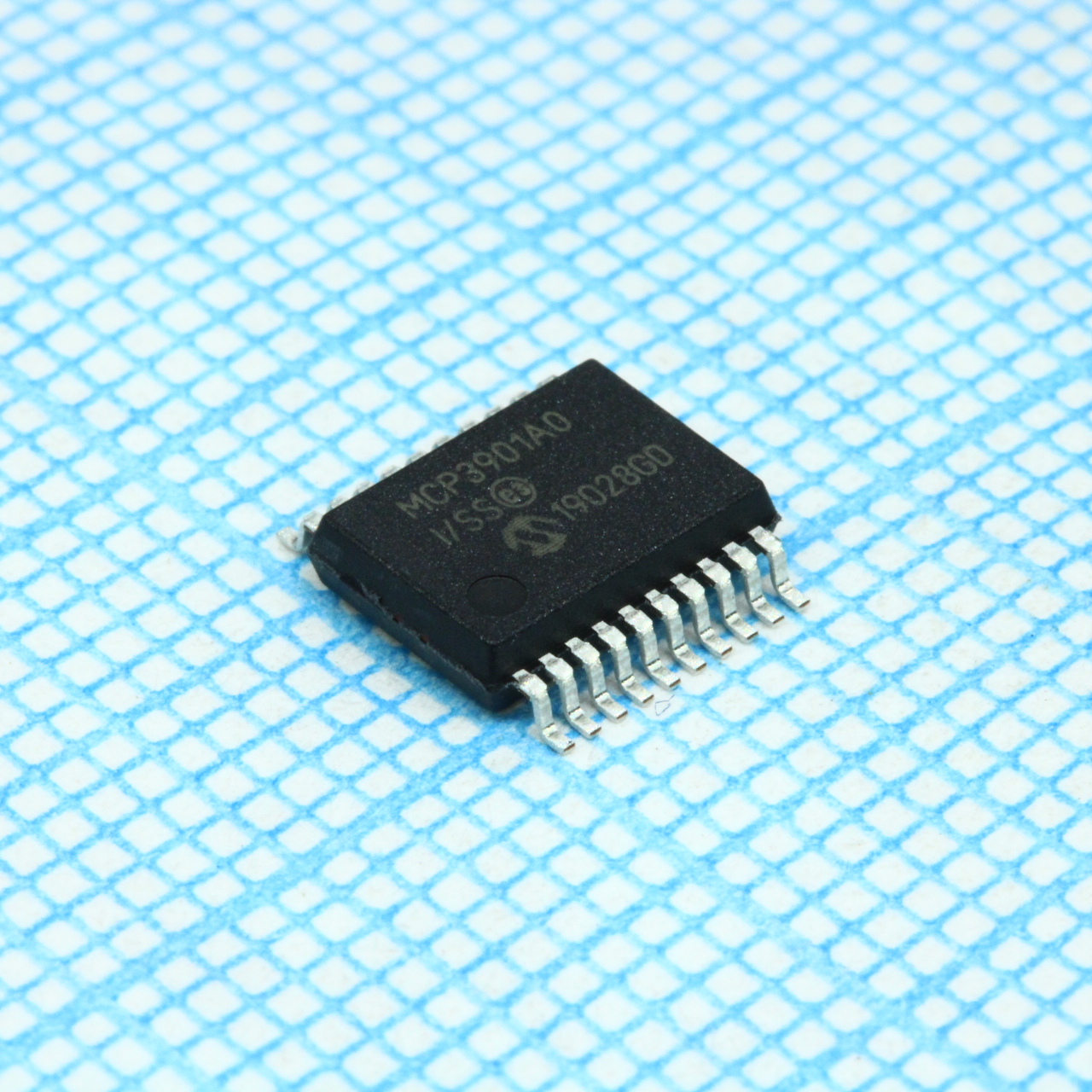 Фото MCP3901A0-I/SS Microchip Technology Inc. — MCP3901A0T-I/SS