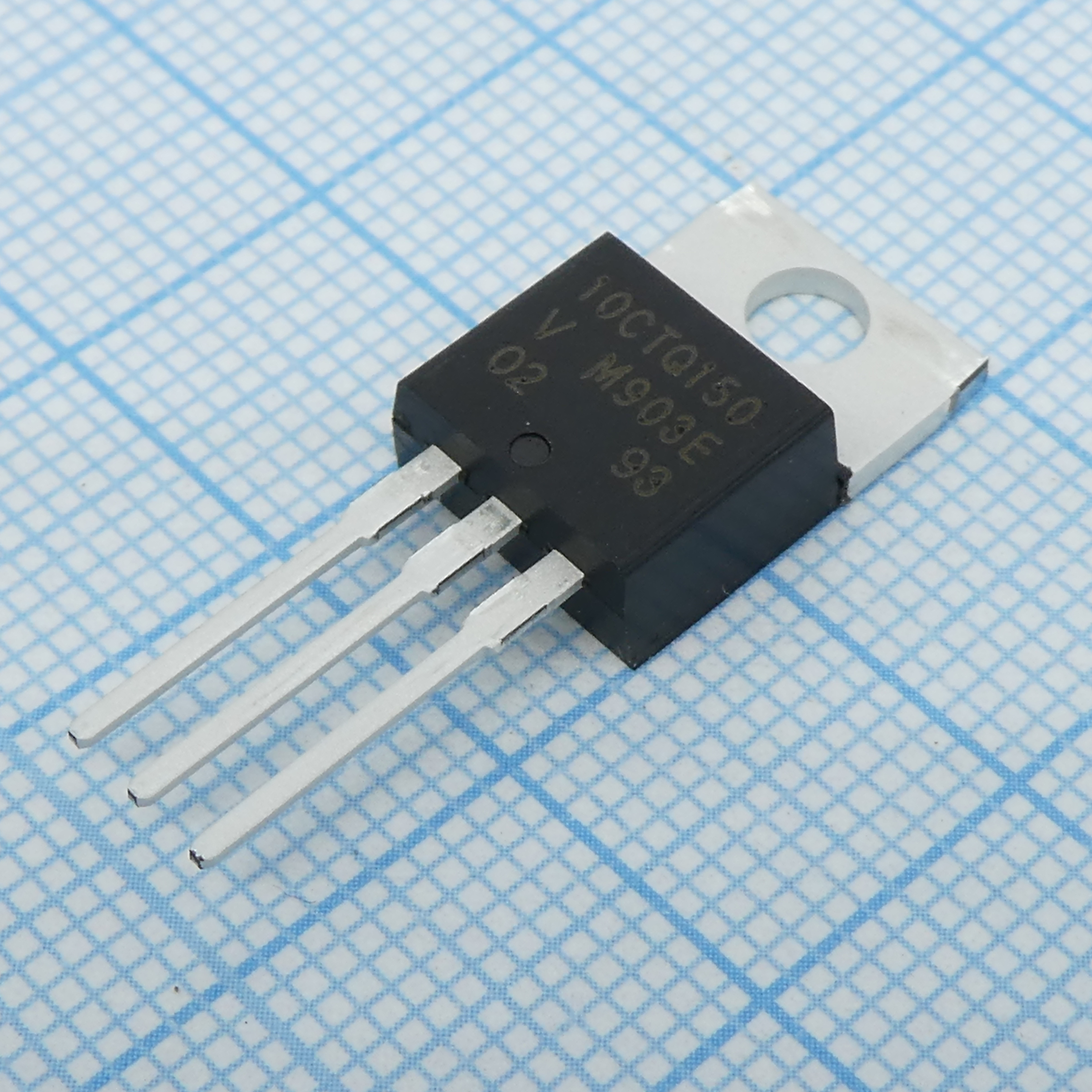 Фото Шоттки х2 150V VISHAY — VS-10CTQ150-M3 — Сборки диодов Шоттки — VISHAY