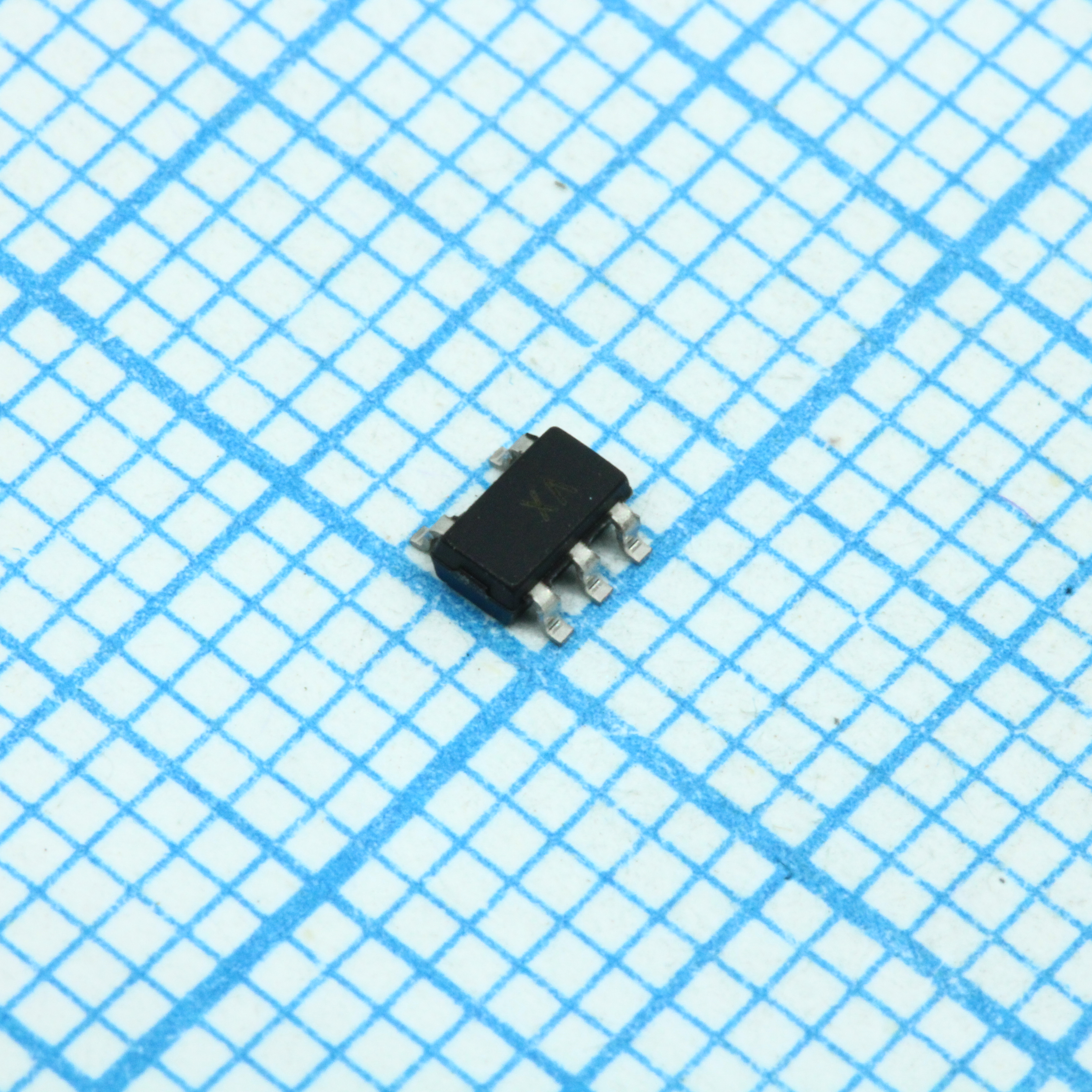 Фото MIC5501-3.0YM5-TR Microchip Technology Inc. — MIC5501-3.0YM5-TR — Стабилизаторы линейные — Microchip Technology Inc.